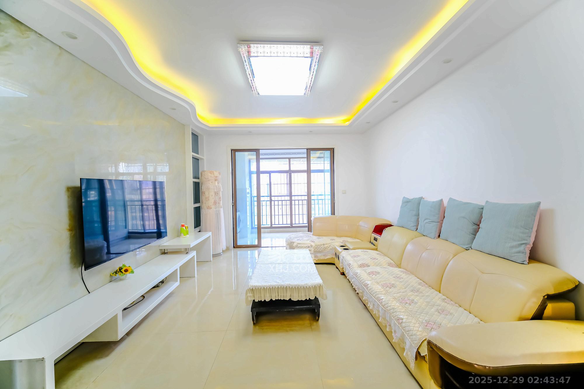 四季星城  3室2厅2卫    69.8万