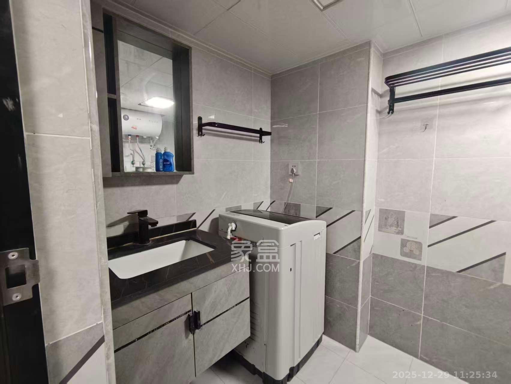 荣盛花语书苑  2室1厅1卫    1700.0元/月室内图