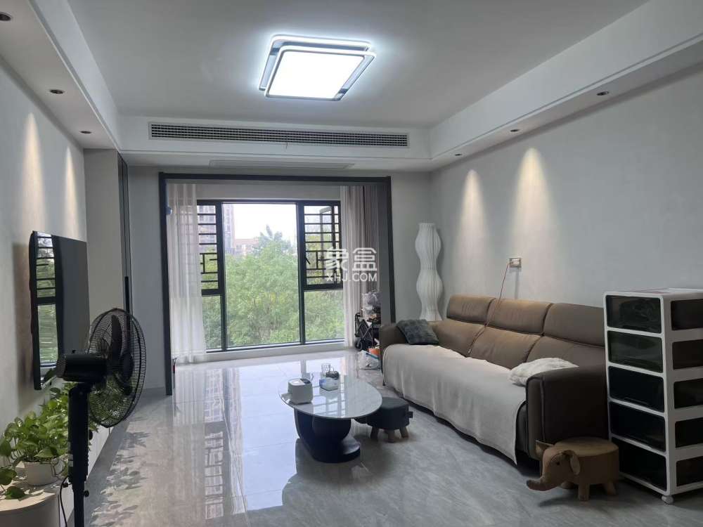 美的檀府  4室2厅2卫    63.8万