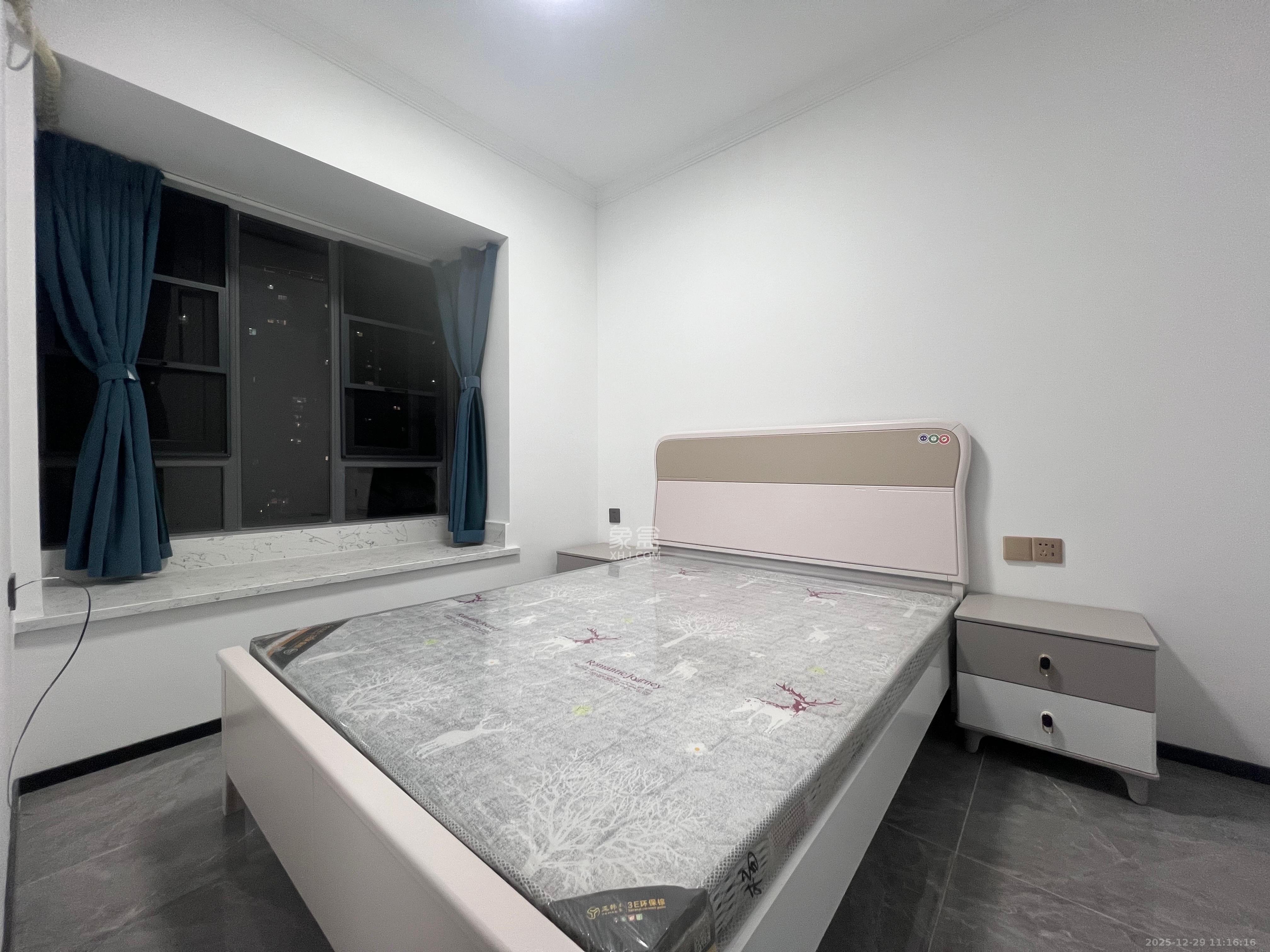 山月嘉园  1室1厅1卫    1200.0元/月