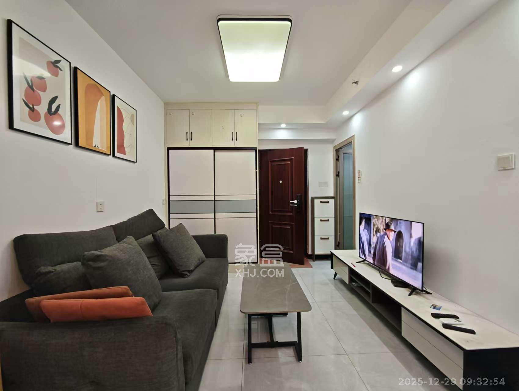 天健城  1室0厅1卫    2200.0元/月