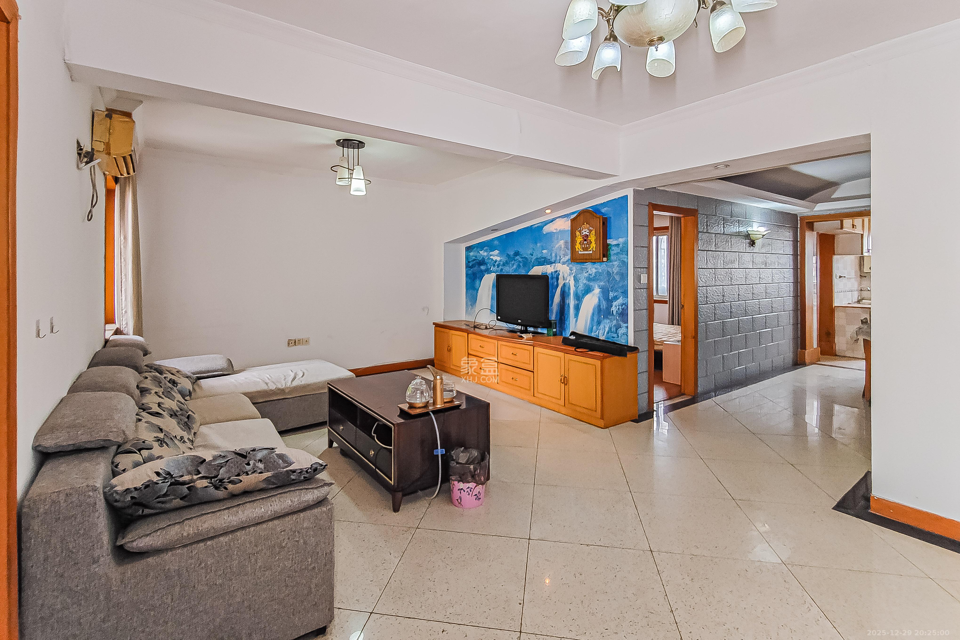 南沙公寓  3室2厅1卫    55.0万