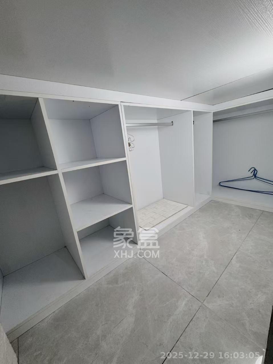 奥克斯缔壹城   52.39㎡      1800.0元/月室内图