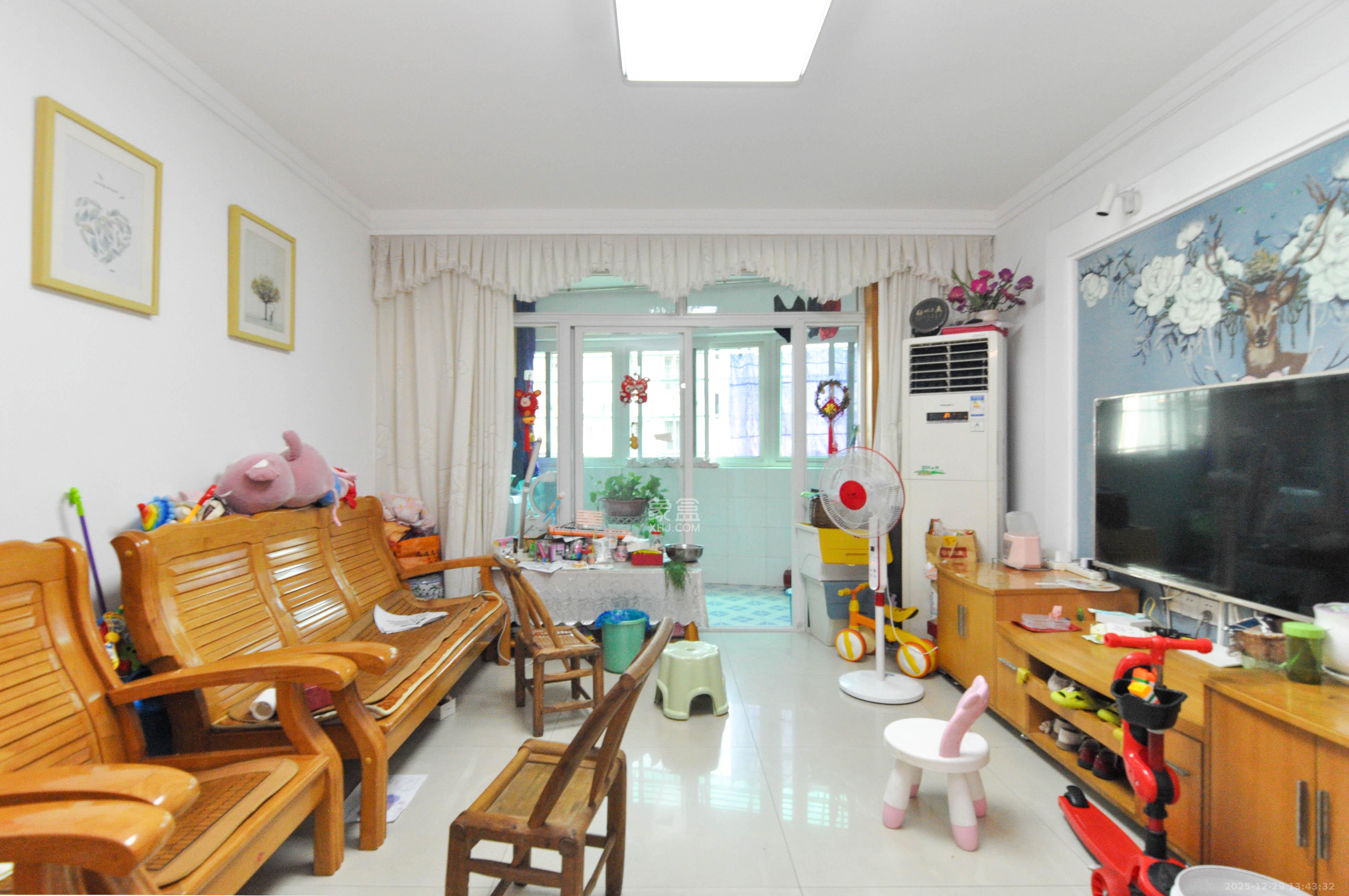 老灯泡厂宿舍（啤酒厂宿舍）  3室2厅1卫    52.0万