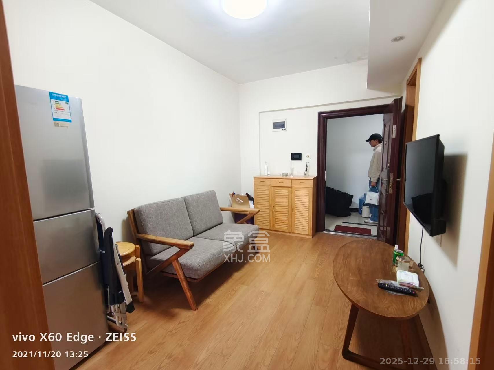 旭辉御府   52.0㎡      1700.0元/月室内图