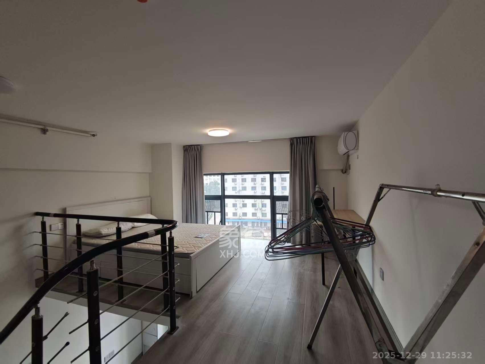 荣盛花语书苑  2室1厅1卫    1700.0元/月室内图