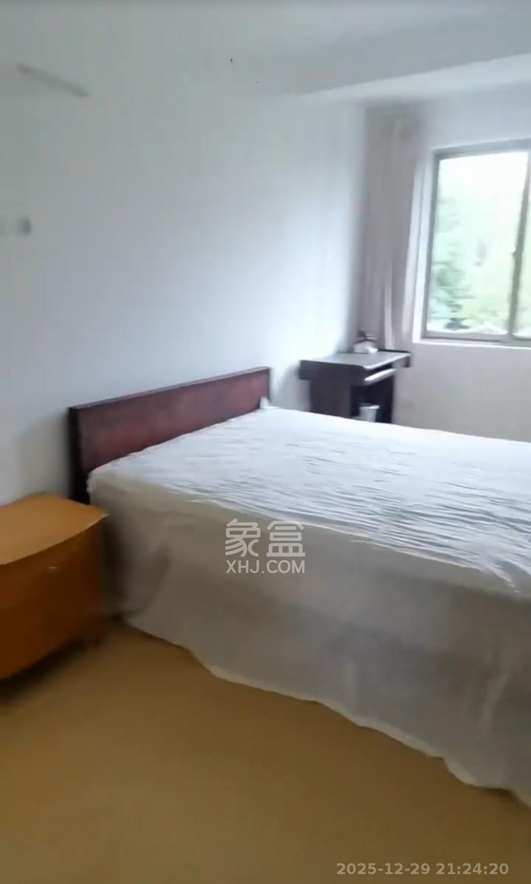 赤岗小区（一二三片）  3室2厅1卫    2200.0元/月