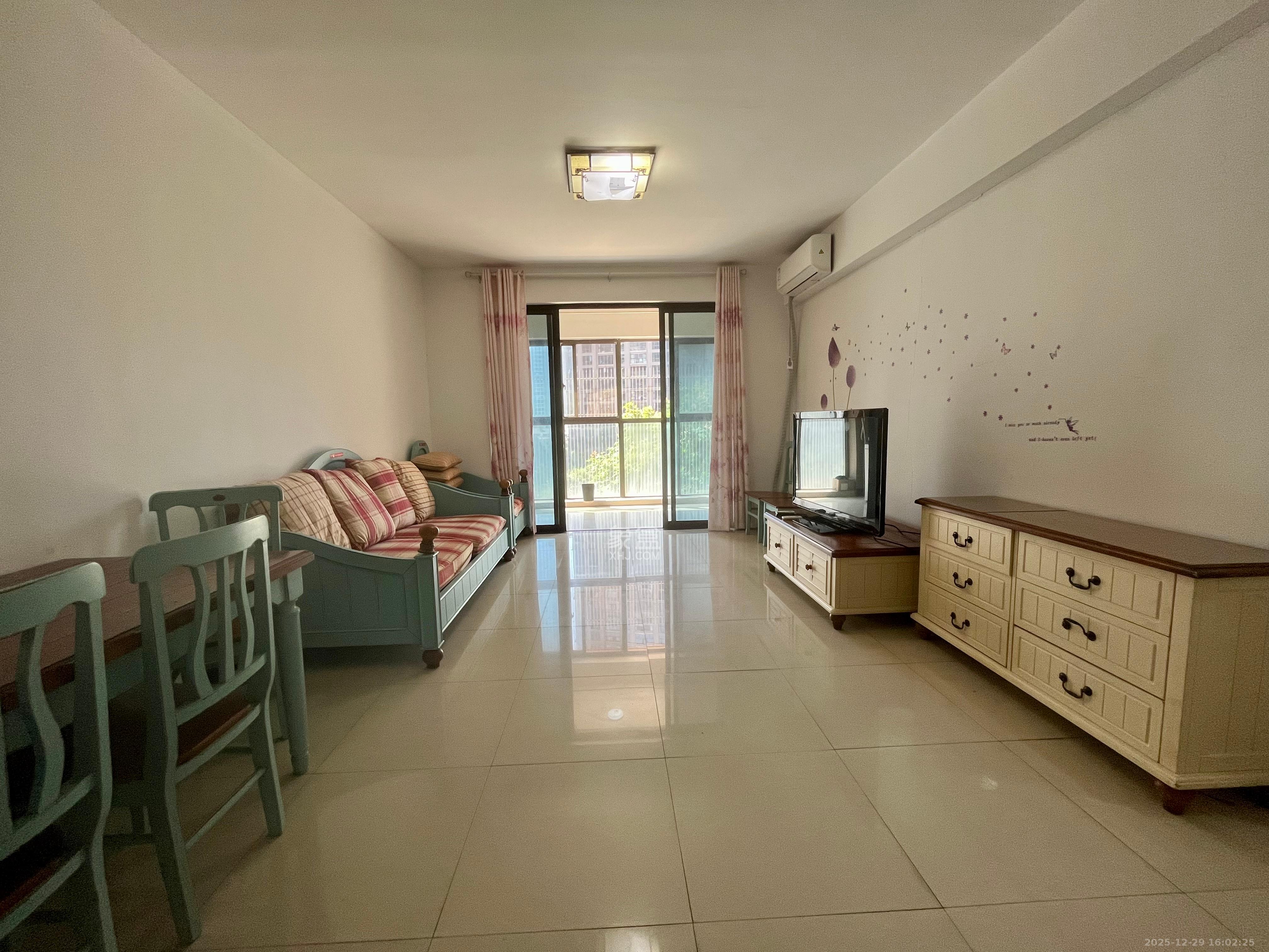 海洋半岛（月珑湾）  2室2厅1卫    2200.0元/月