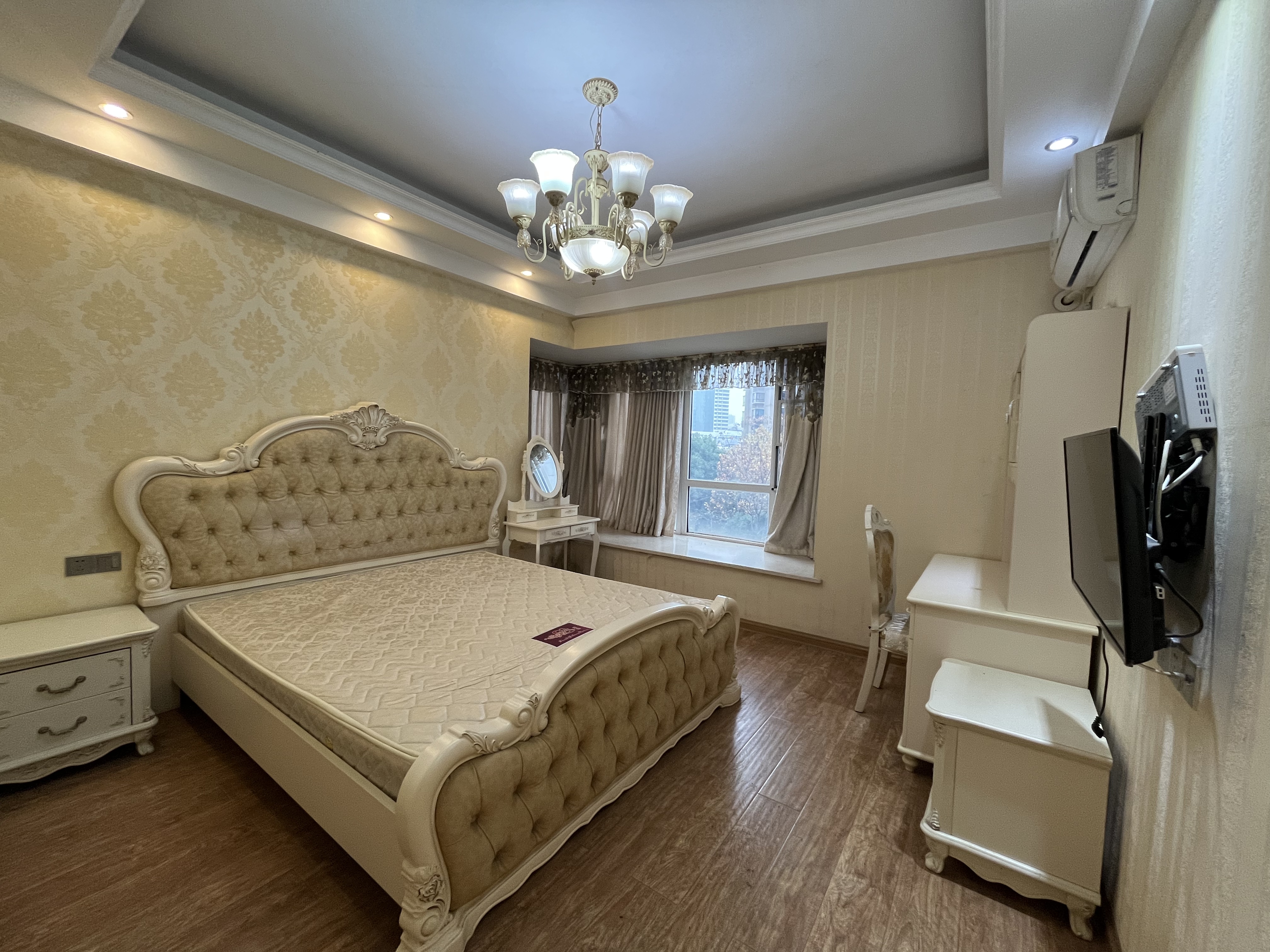 美的城二期 3室2厅2卫 58.0万 美的城二期 3室2厅2卫 58.0万室内图