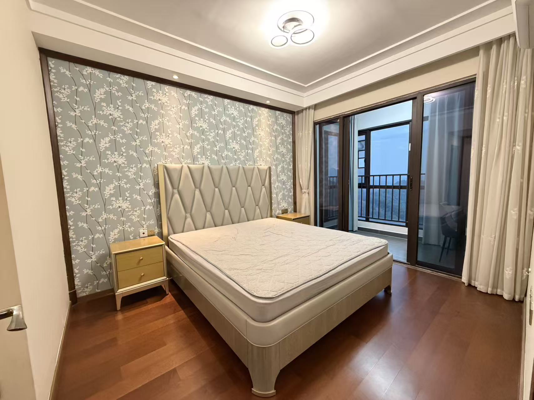 翡翠公园(北大资源) 3室2厅2卫 70.0万 翡翠公园(北大资源) 3室2厅2卫 70.0万室内图