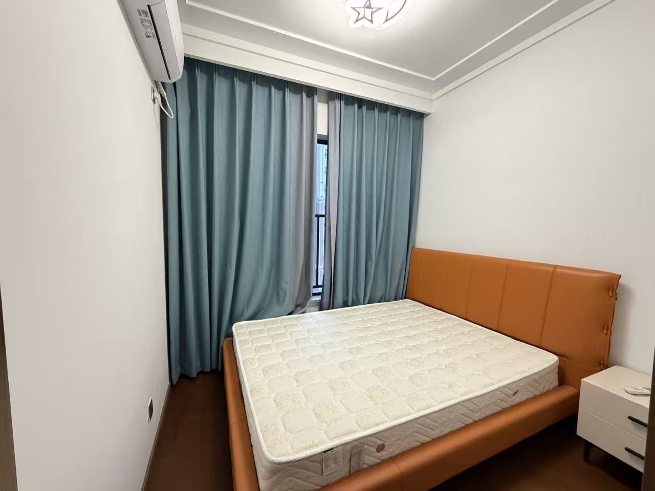 翡翠公园(北大资源) 3室2厅2卫 70.0万 翡翠公园(北大资源) 3室2厅2卫 70.0万室内图