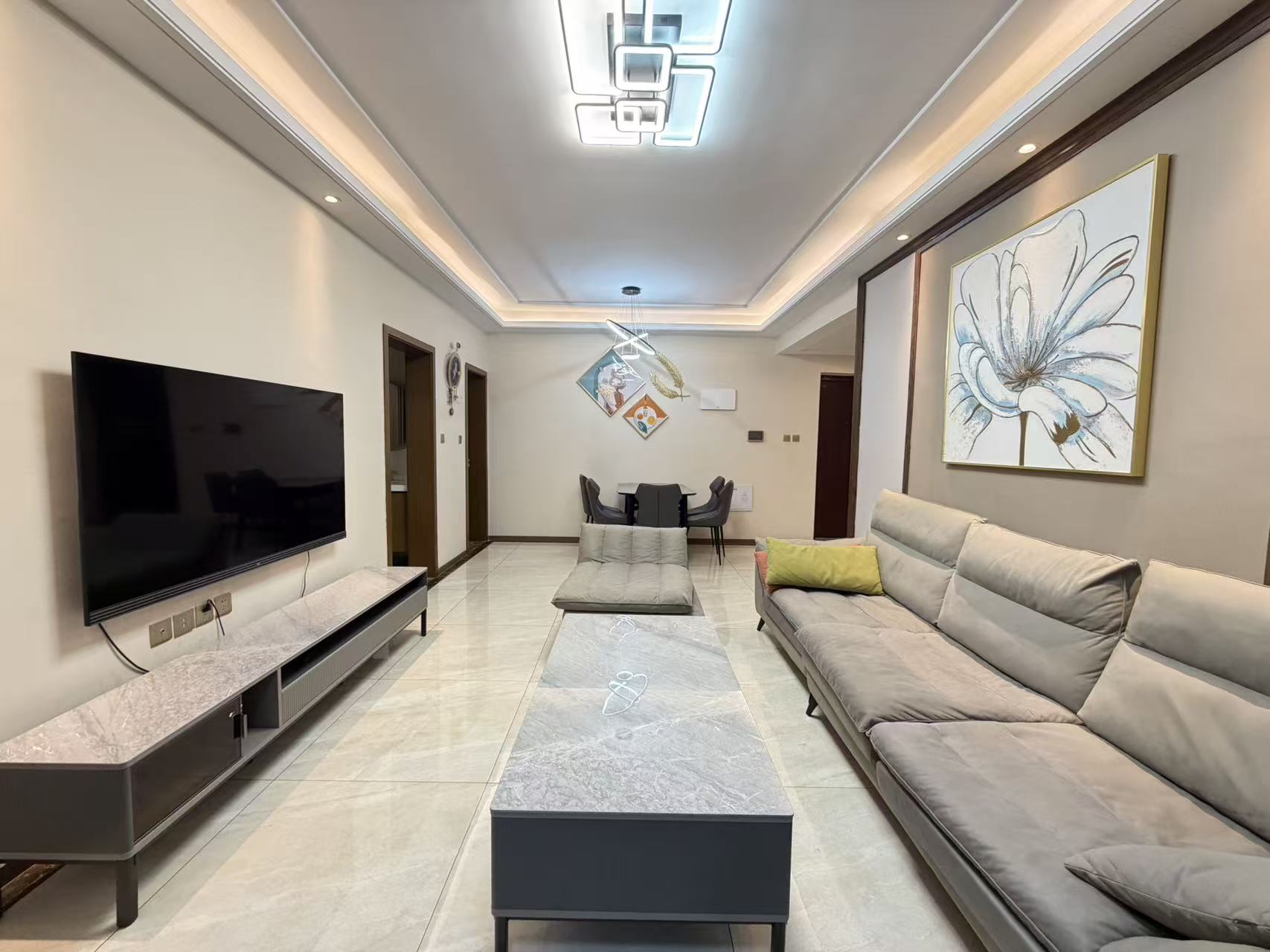 翡翠公园（北大资源）  3室2厅2卫    70.0万室内图