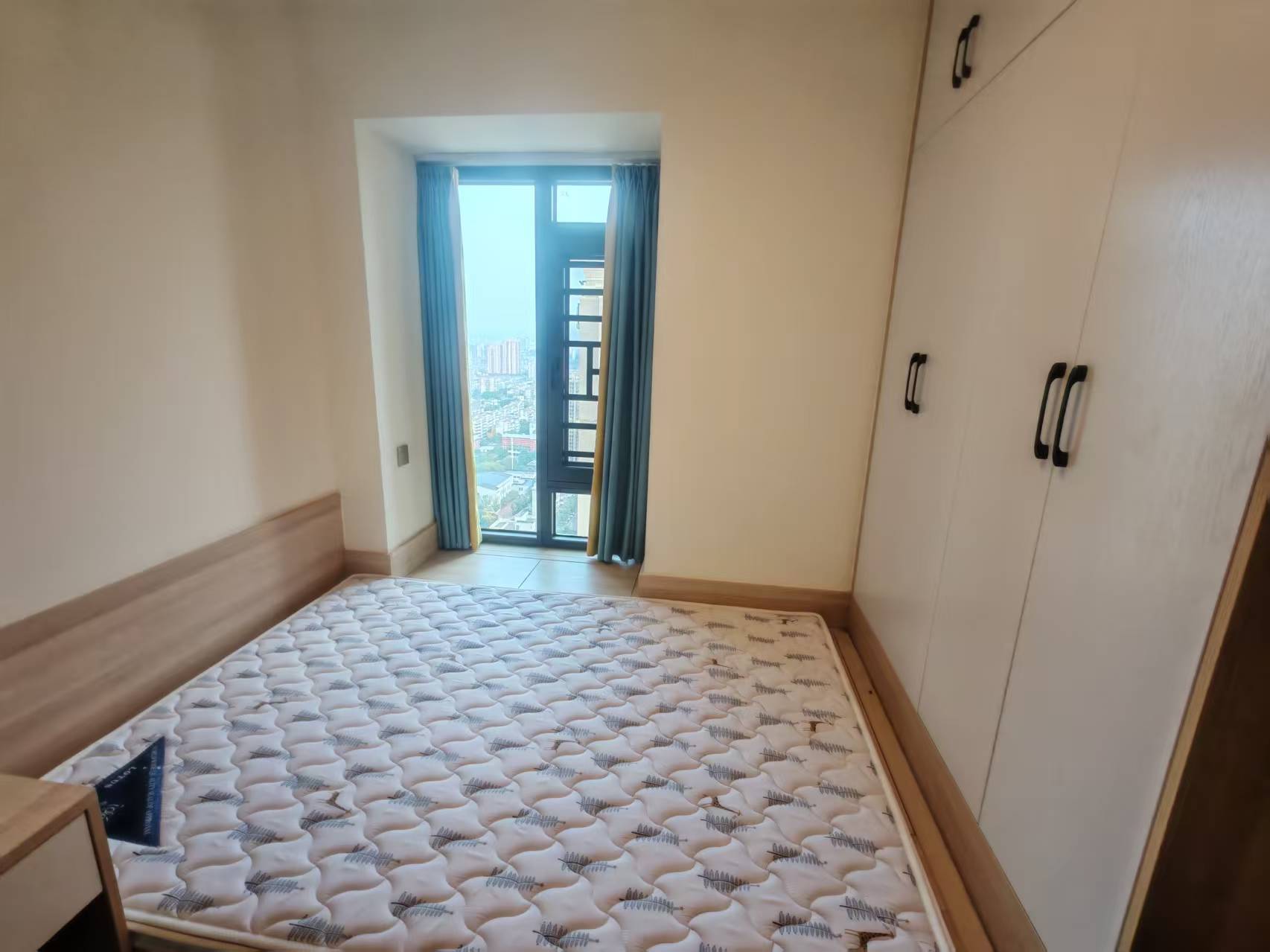 奥园广场 3室2厅2卫 64.8万 奥园广场 3室2厅2卫 64.8万室内图