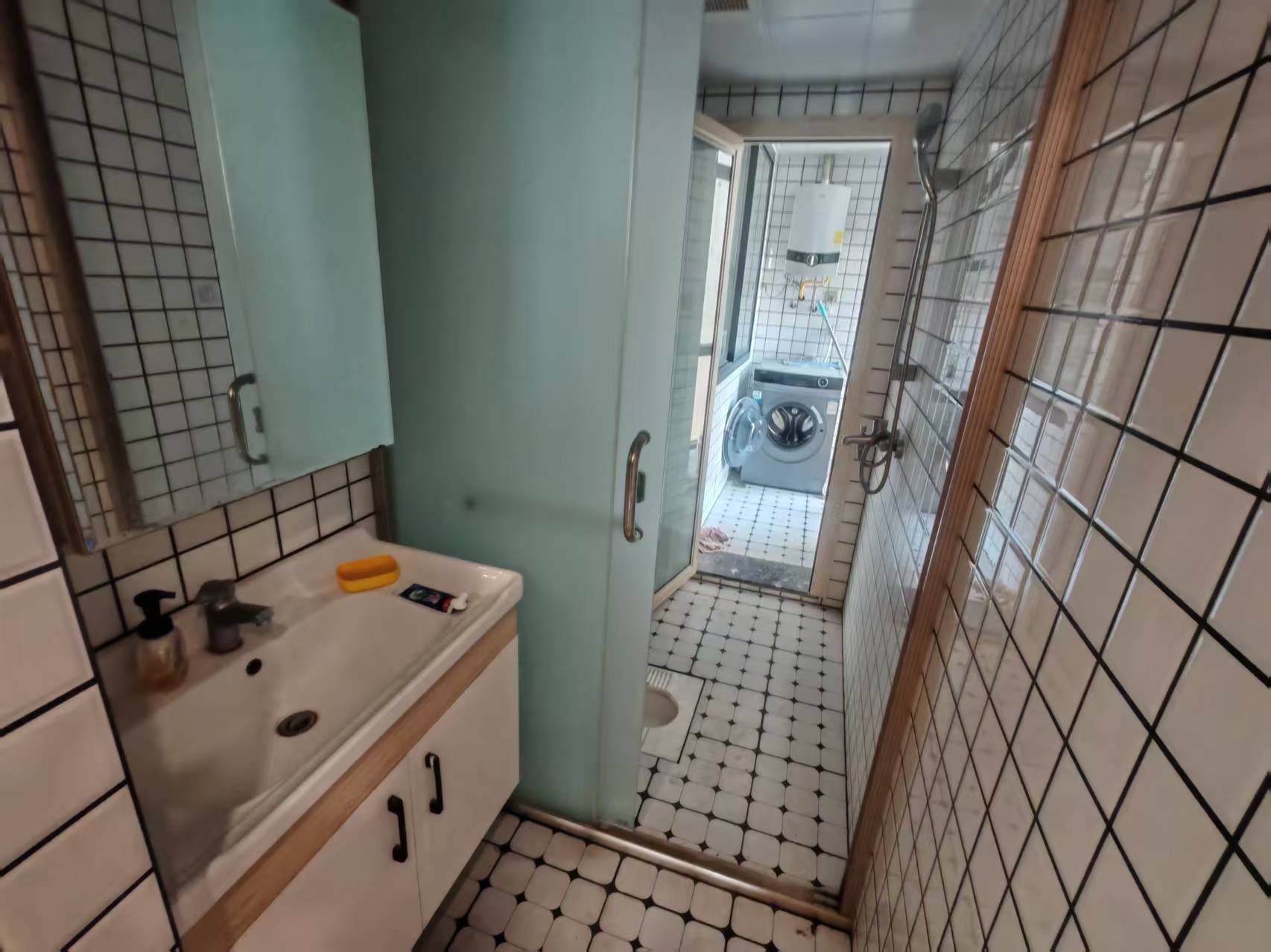 奥园广场 3室2厅2卫 64.8万 奥园广场 3室2厅2卫 64.8万室内图