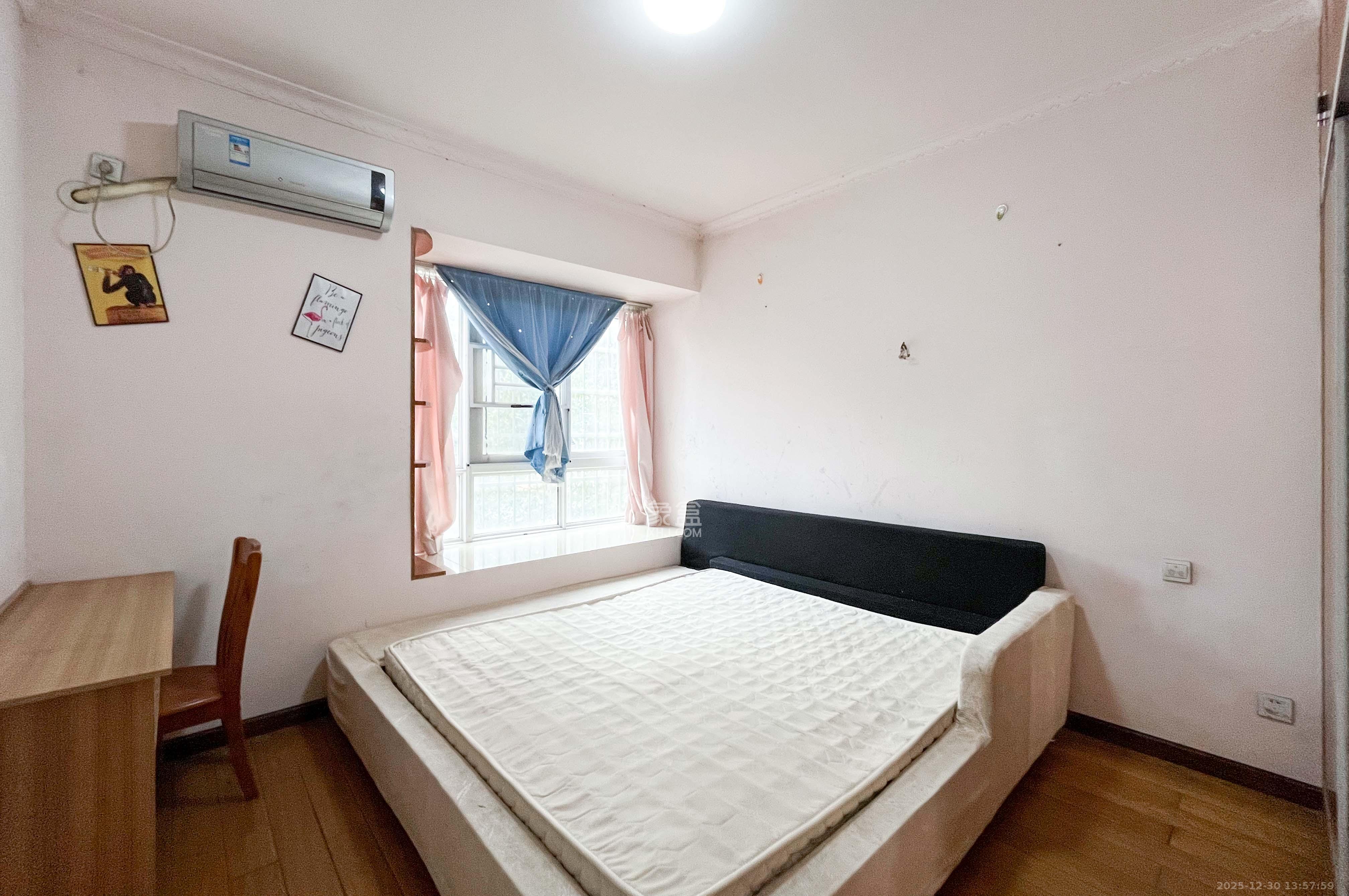 中房F联邦 2室2厅1卫 50.0万 中房F联邦 2室2厅1卫 50.0万其他