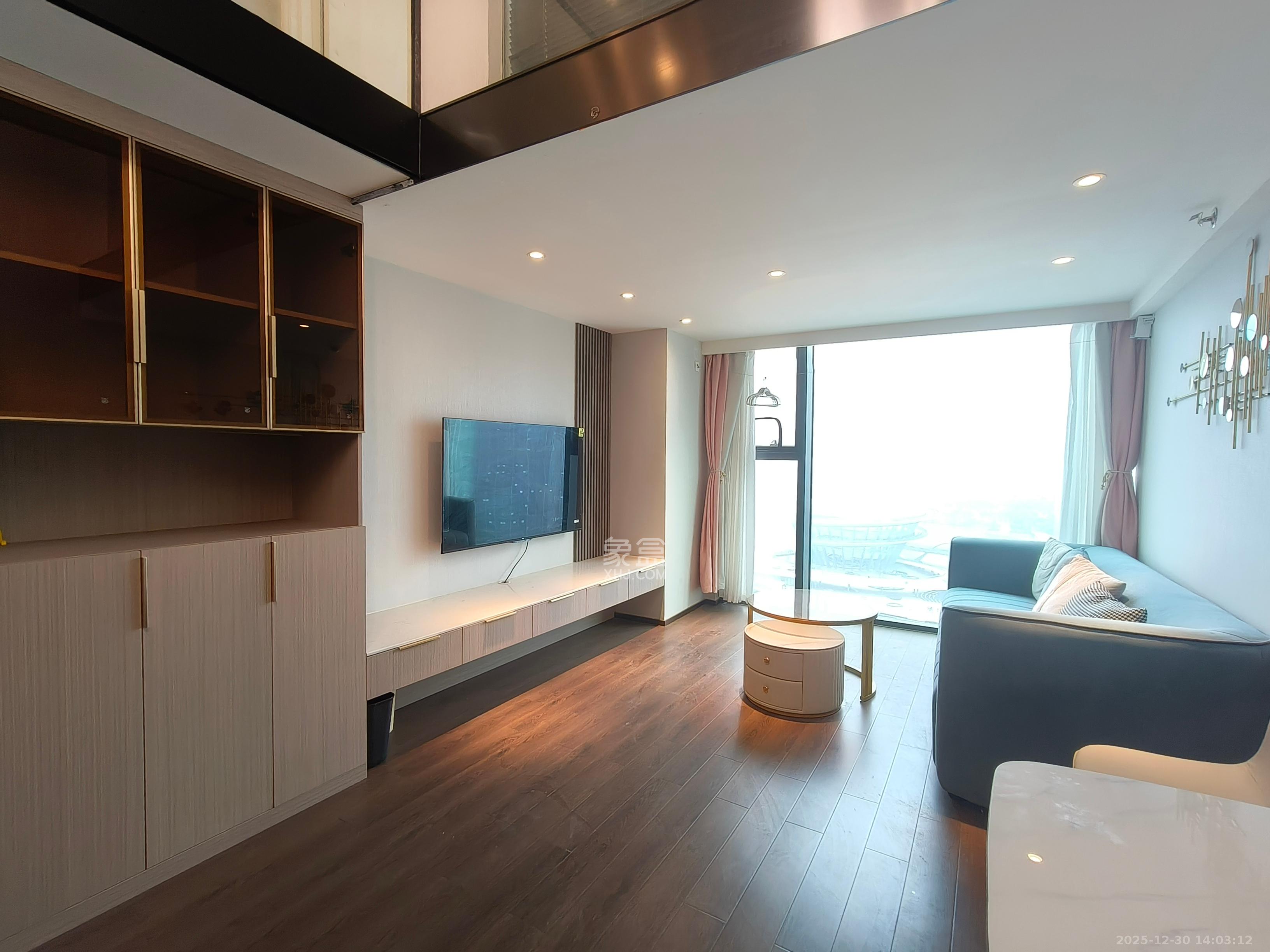 达美寰宇中心  2室1厅0卫    3300.0元/月