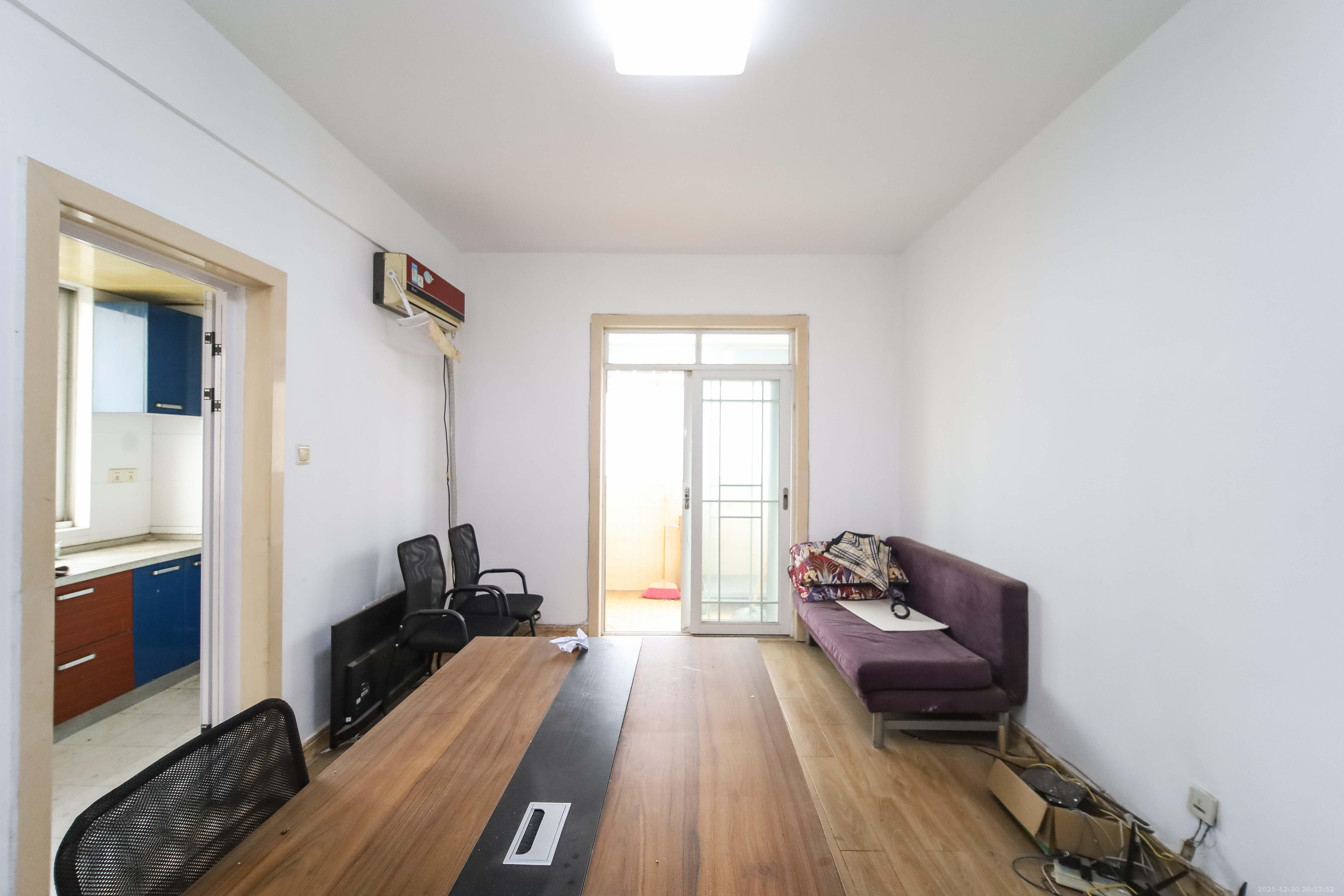 上河国际B座  2室2厅1卫    62.0万