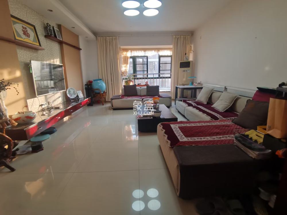 海创明珠花园  3室2厅2卫    76.8万