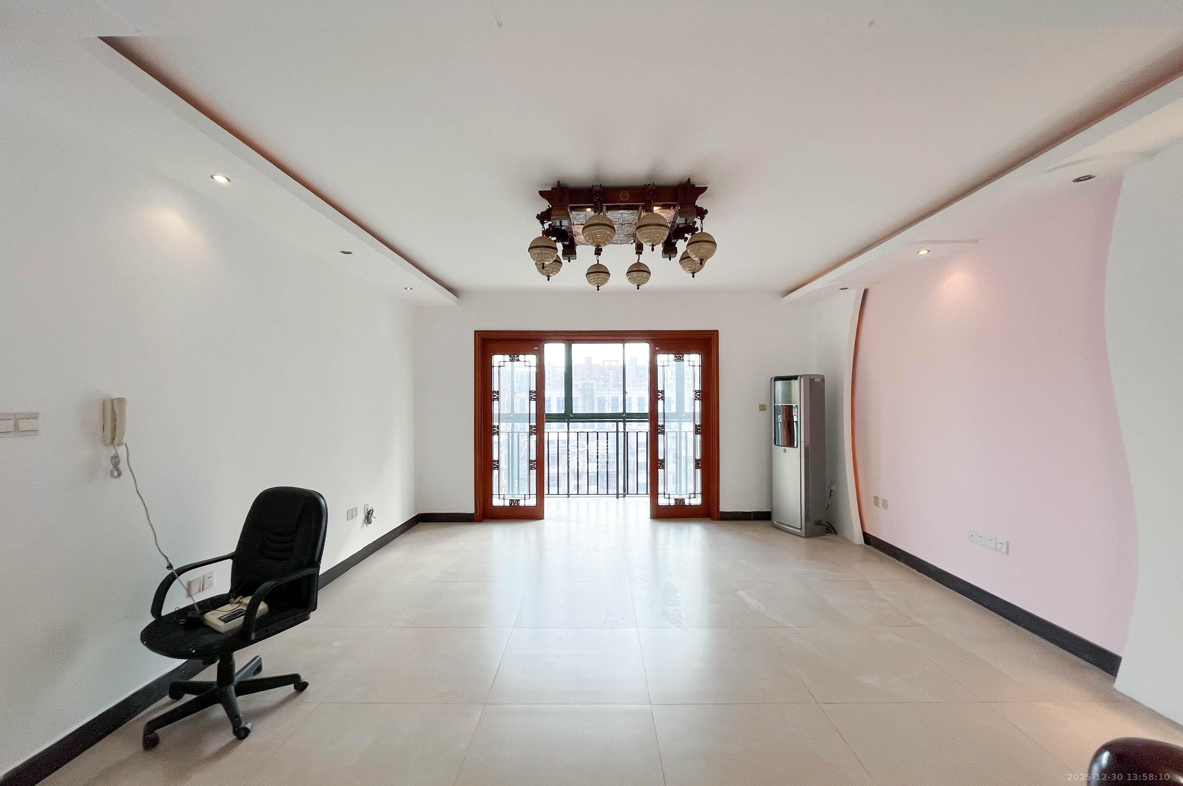 望兴景园一期  4室2厅2卫    132.0万