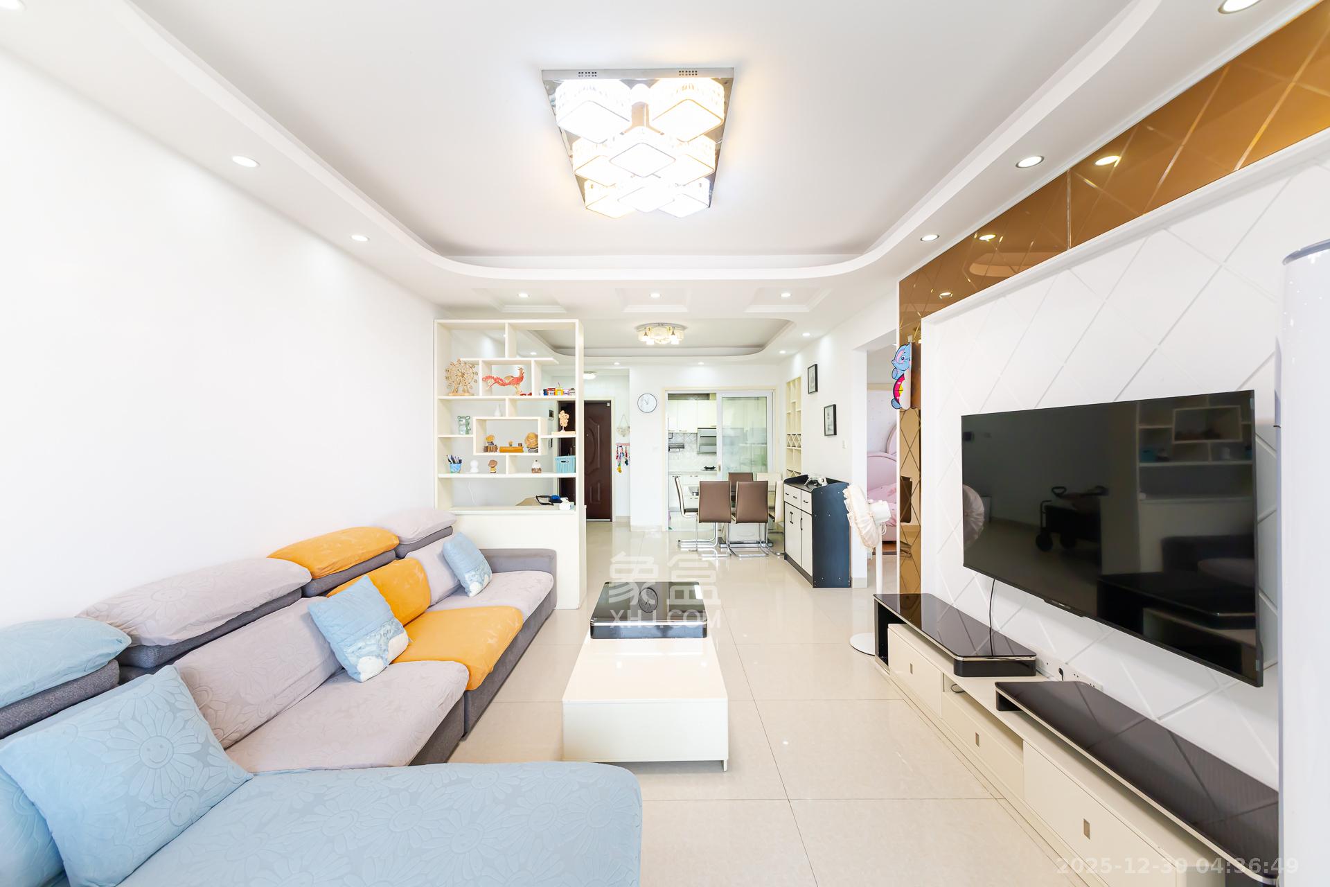 珠江东方明珠（新地东方明珠）三期  3室2厅1卫    62.8万