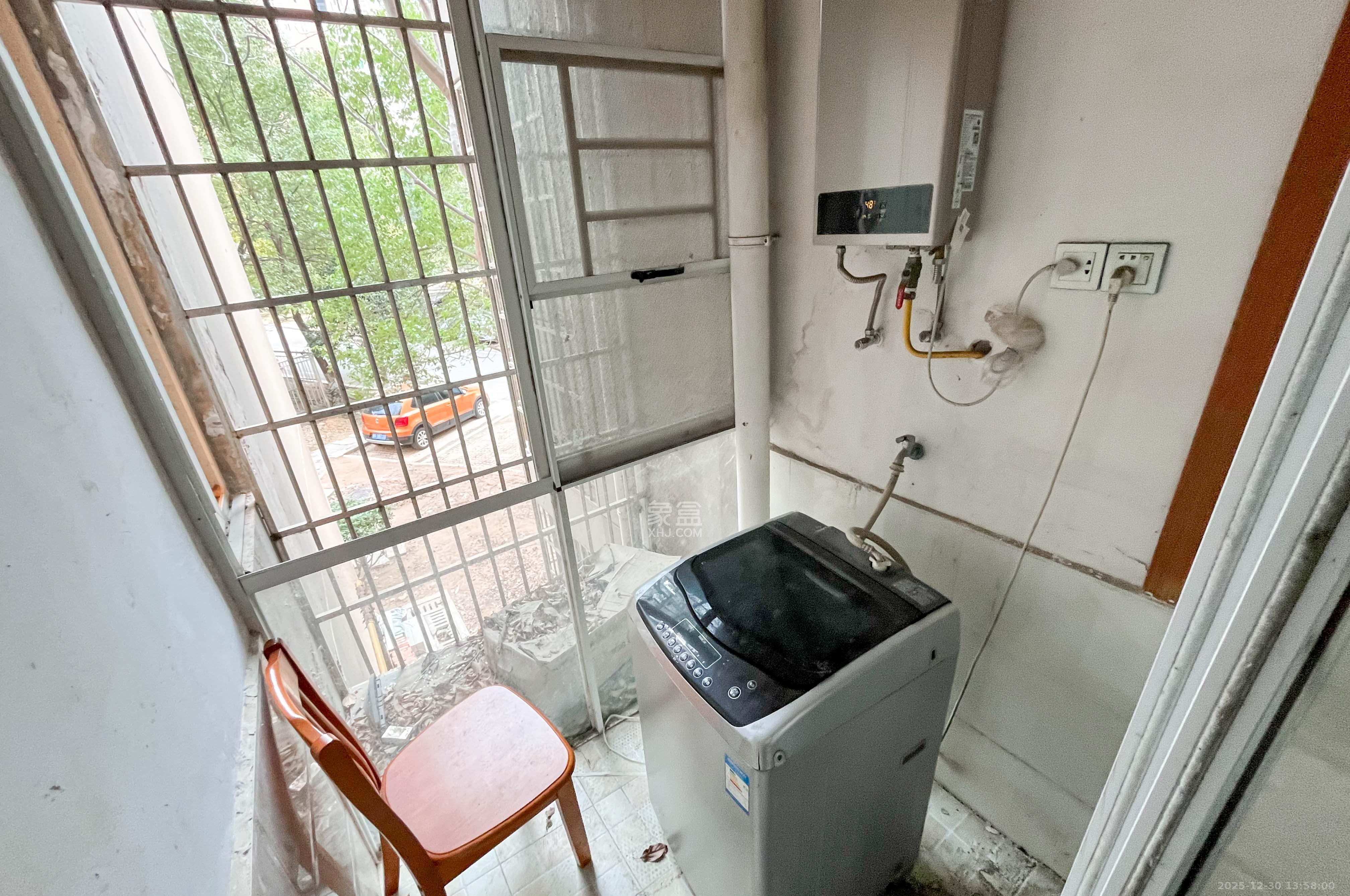 中房F联邦 2室2厅1卫 50.0万 中房F联邦 2室2厅1卫 50.0万其他