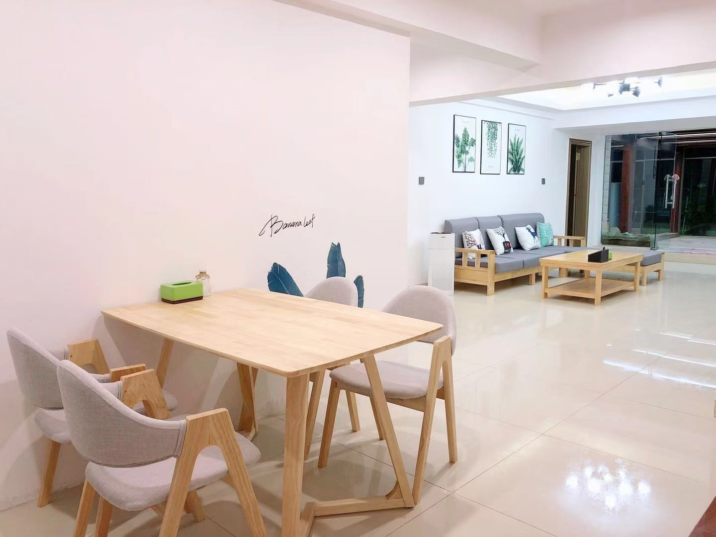 北方万银花园一期  3室2厅3卫    3500.0元/月