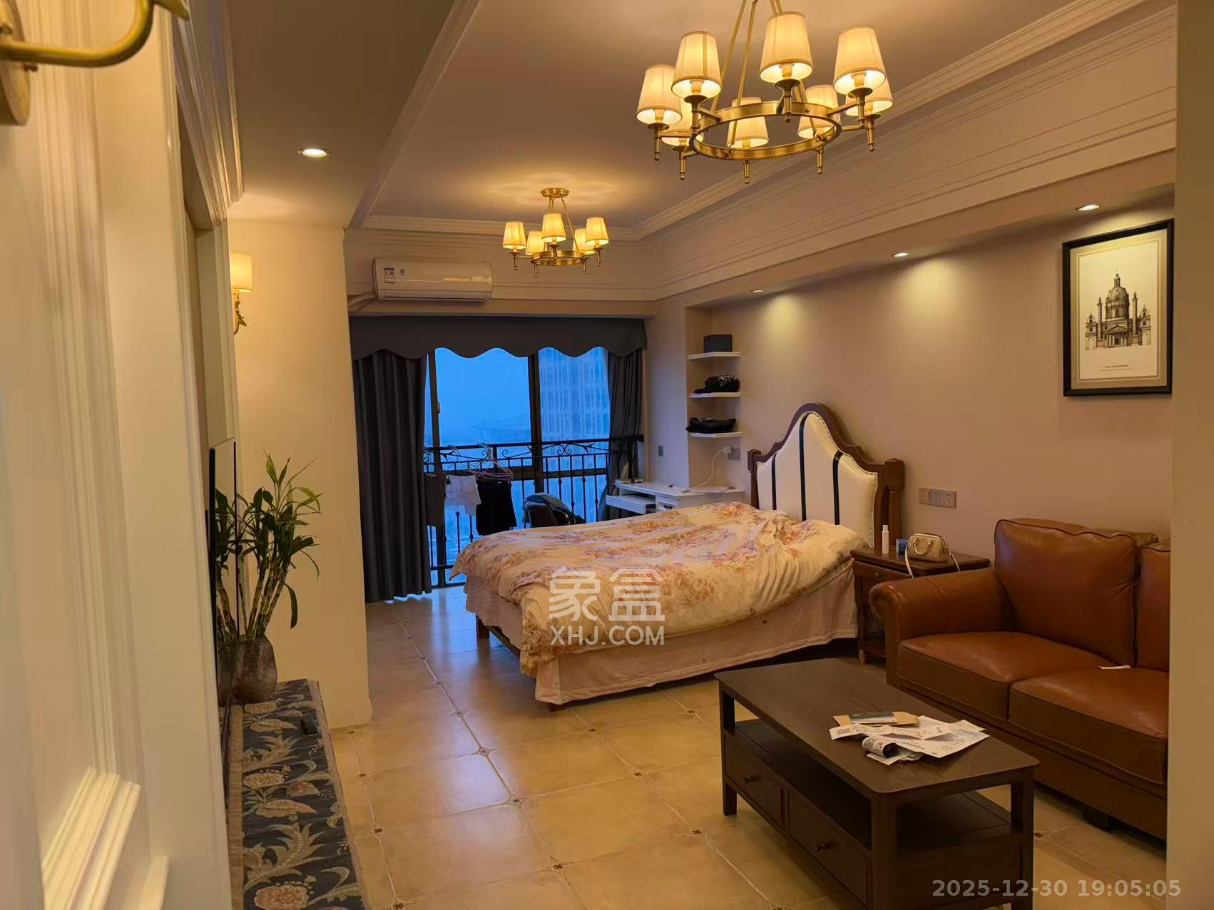 公园西郡  1室1厅1卫    2000.0元/月