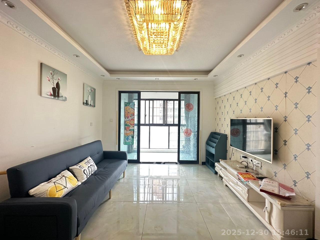 奥克斯缔壹城  3室2厅1卫    2400.0元/月