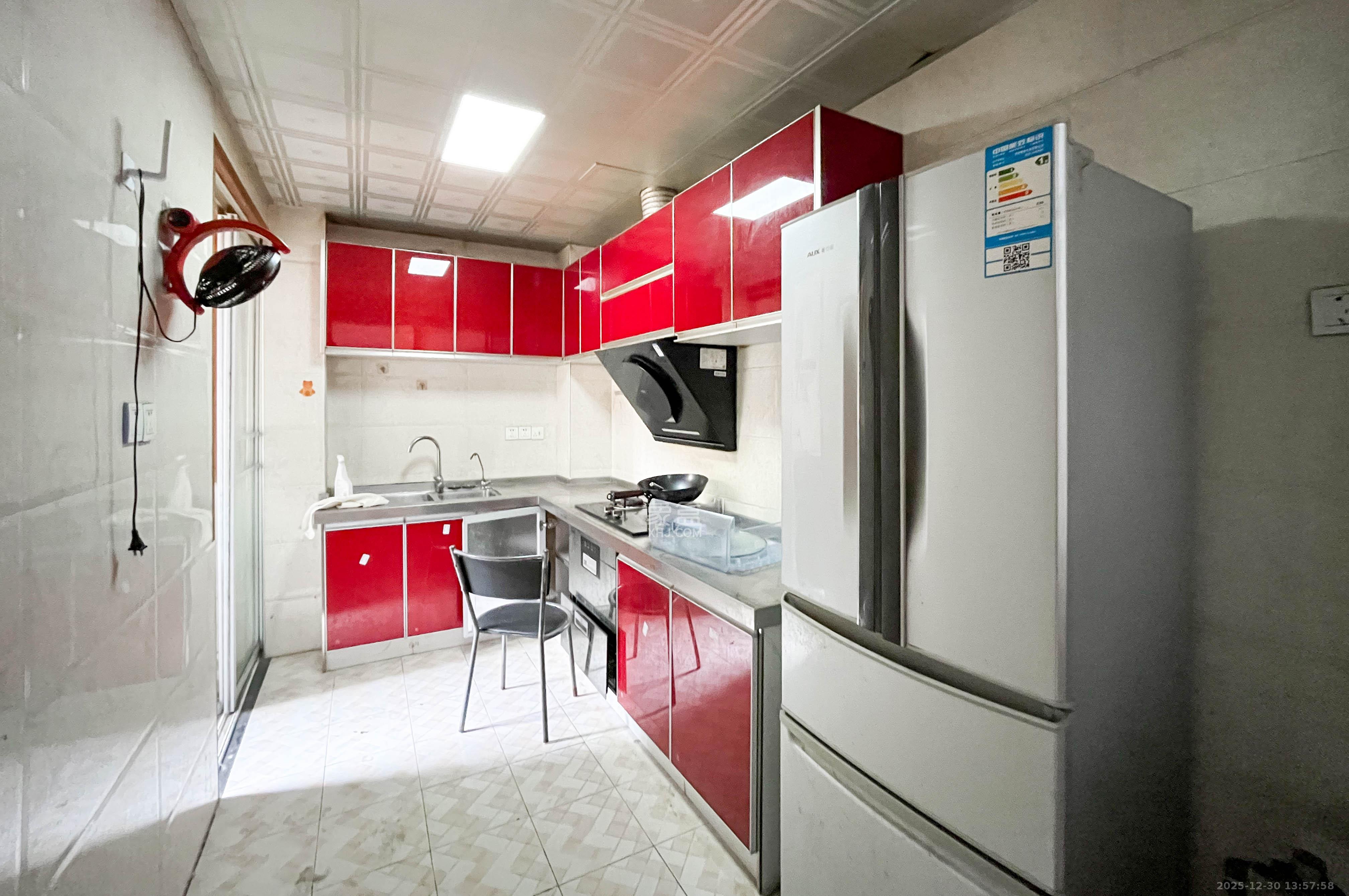 中房F联邦  2室2厅1卫    50.0万厨房