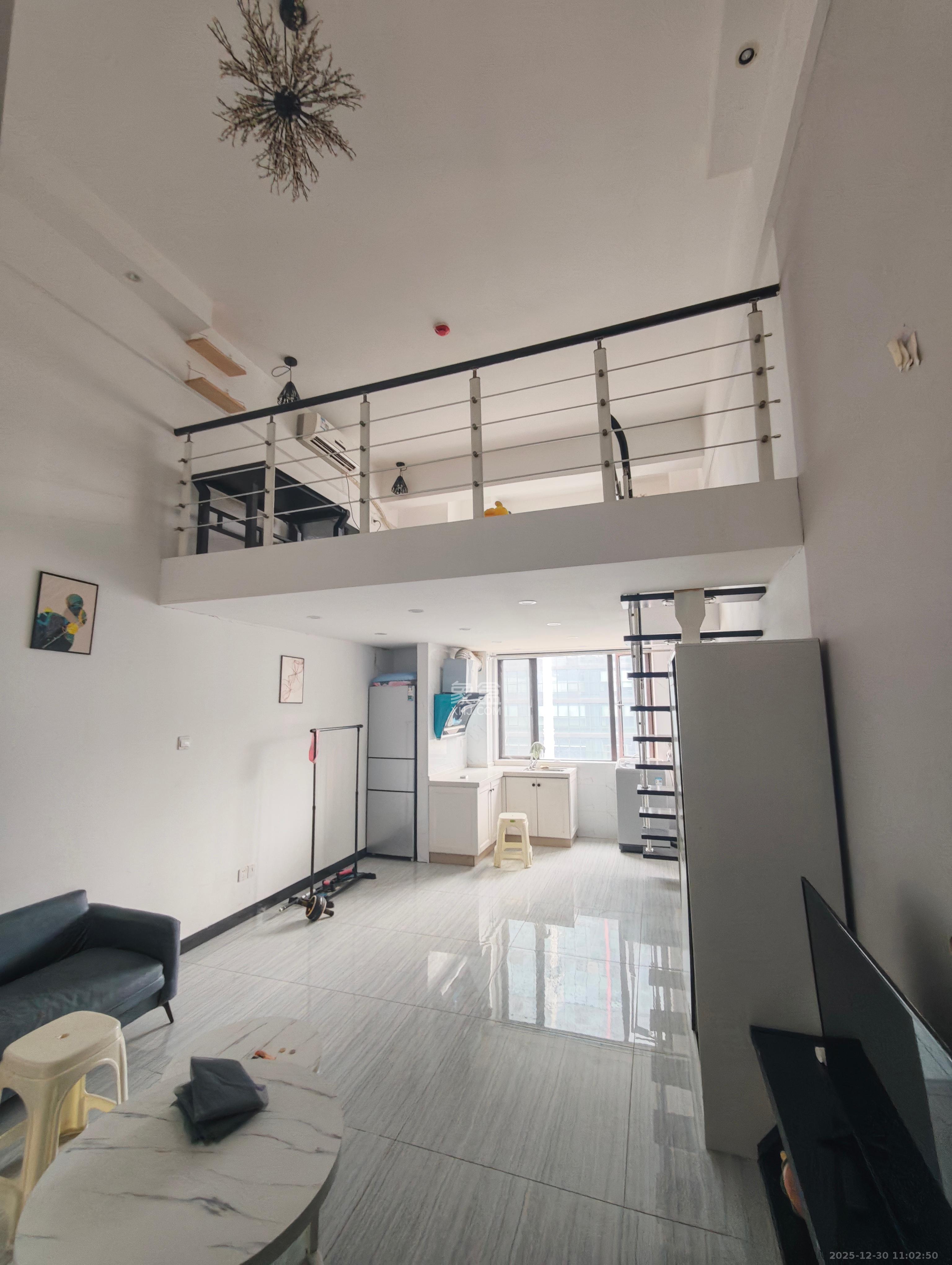 艾美潇湘  1室1厅1卫    1400.0元/月