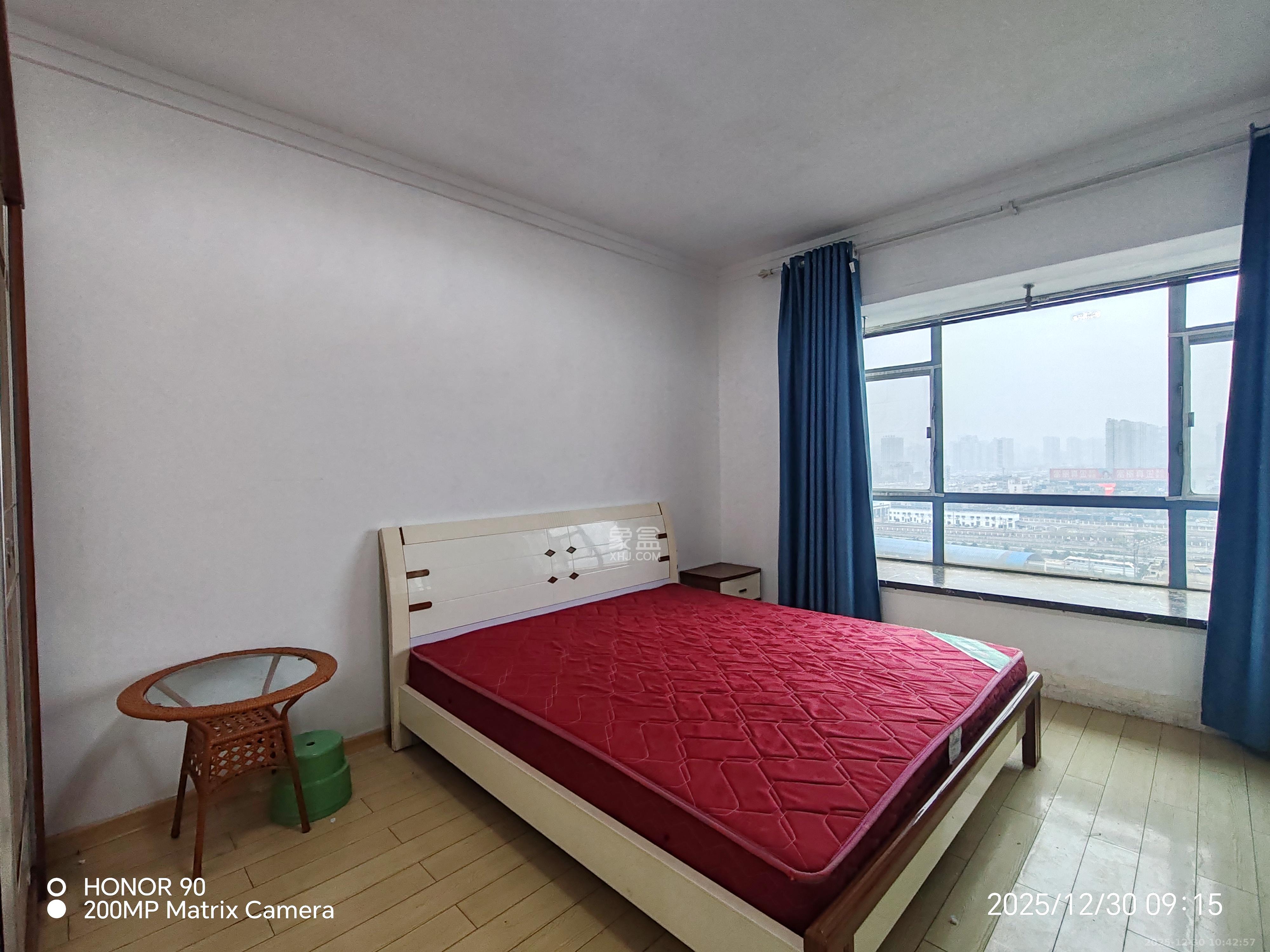 书香名邸  1室0厅0卫    1300.0元/月