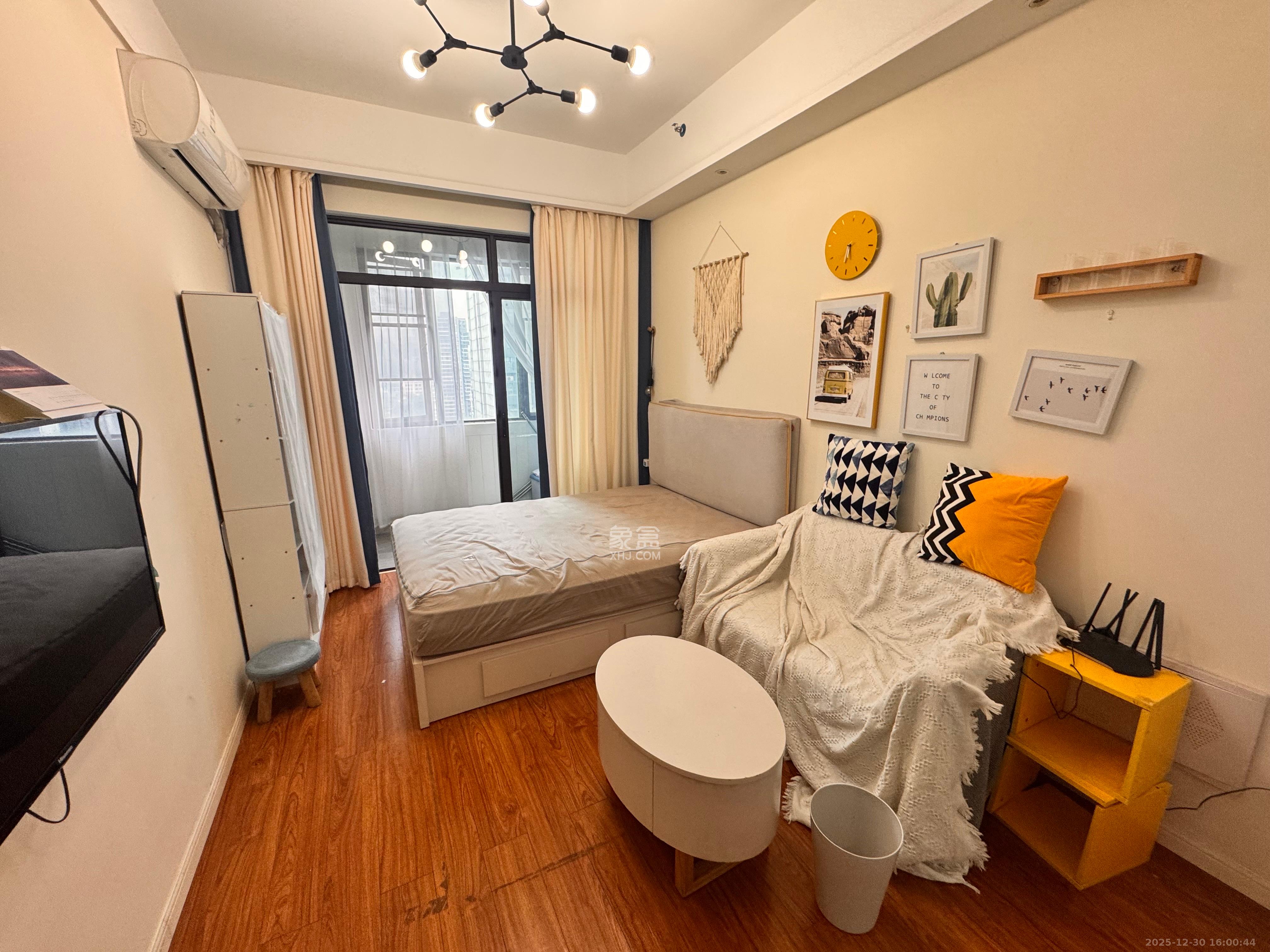 中建信和城  1室1厅1卫    1600.0元/月