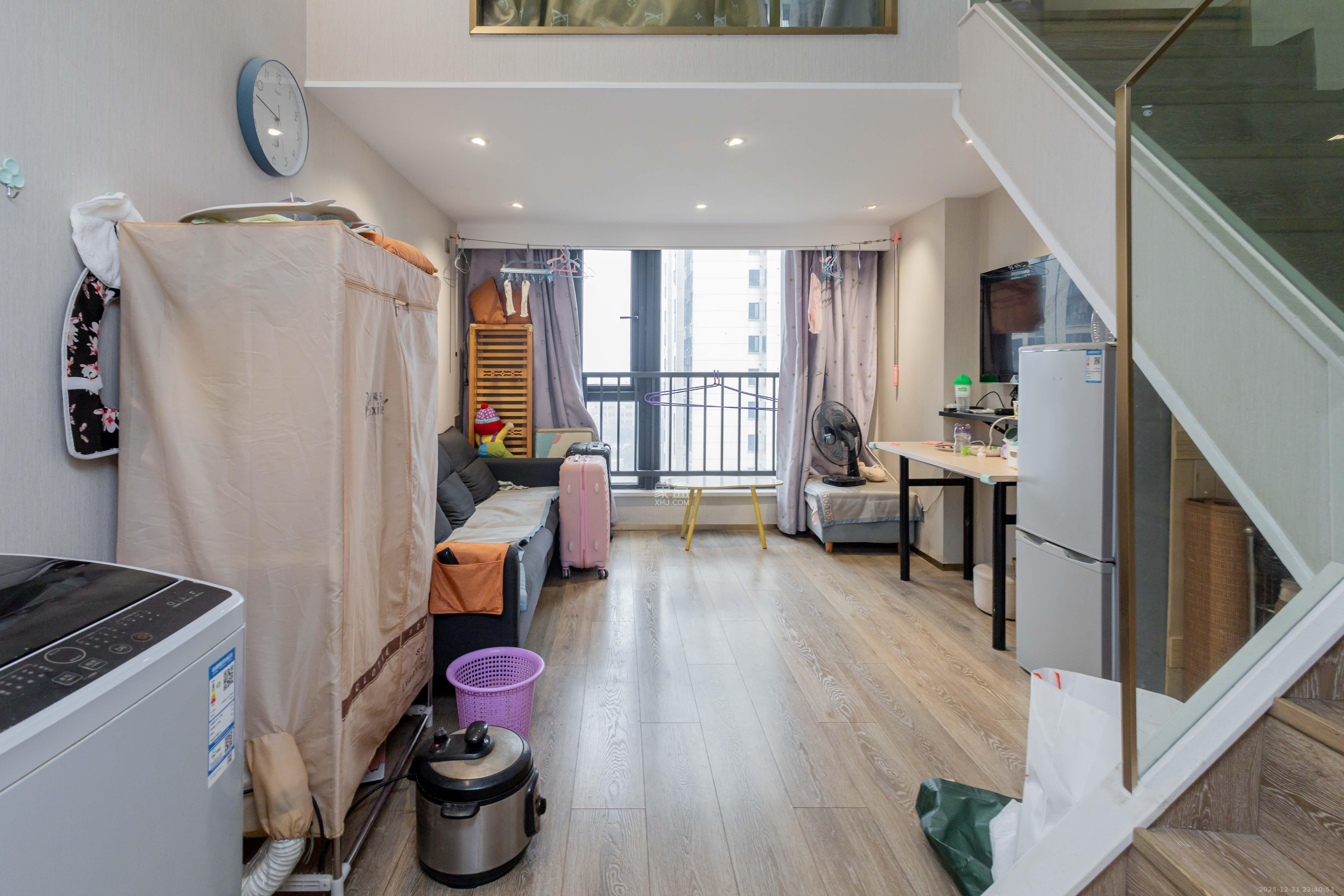 华远海蓝郡  2室2厅1卫    17.8万