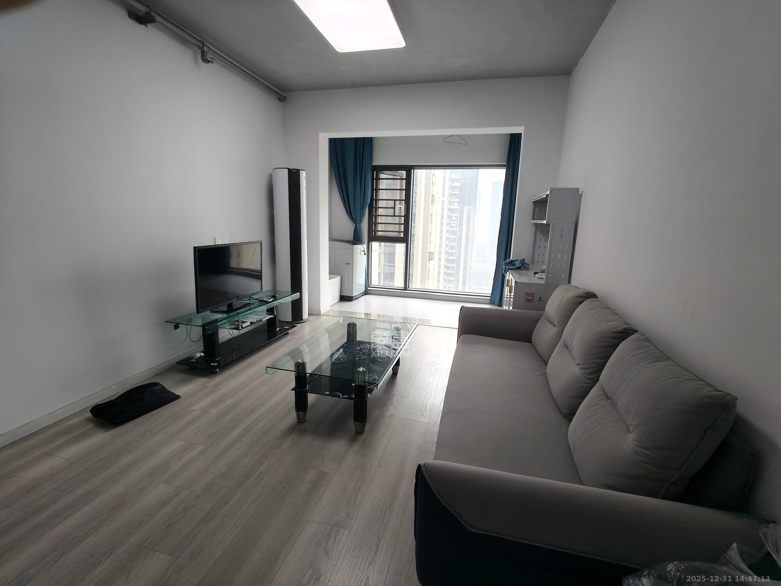 阳光城尚东湾愉景苑  3室1厅2卫    2200.0元/月