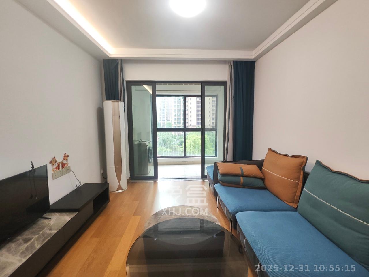 阳光城尚东湾青柠园  3室2厅1卫    2200.0元/月