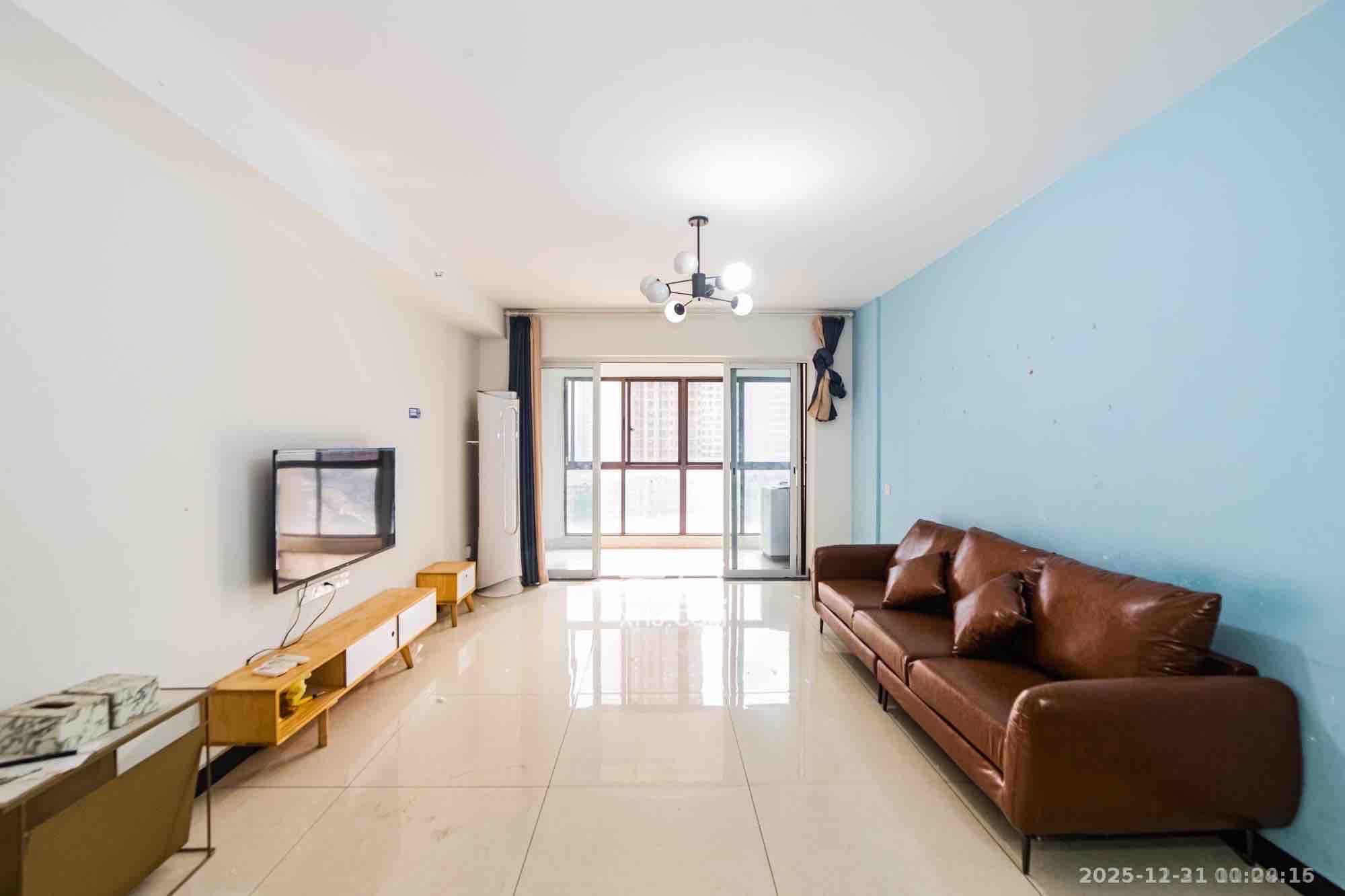 北辰三角洲C2区  3室2厅2卫    3400.0元/月