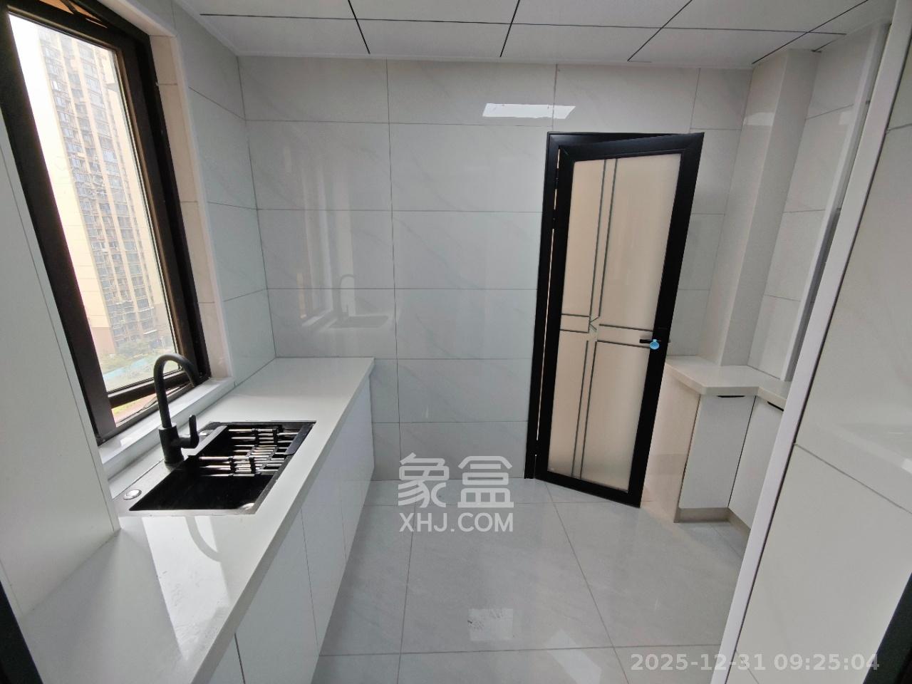 和润园三期  1室1厅1卫    1700.0元/月