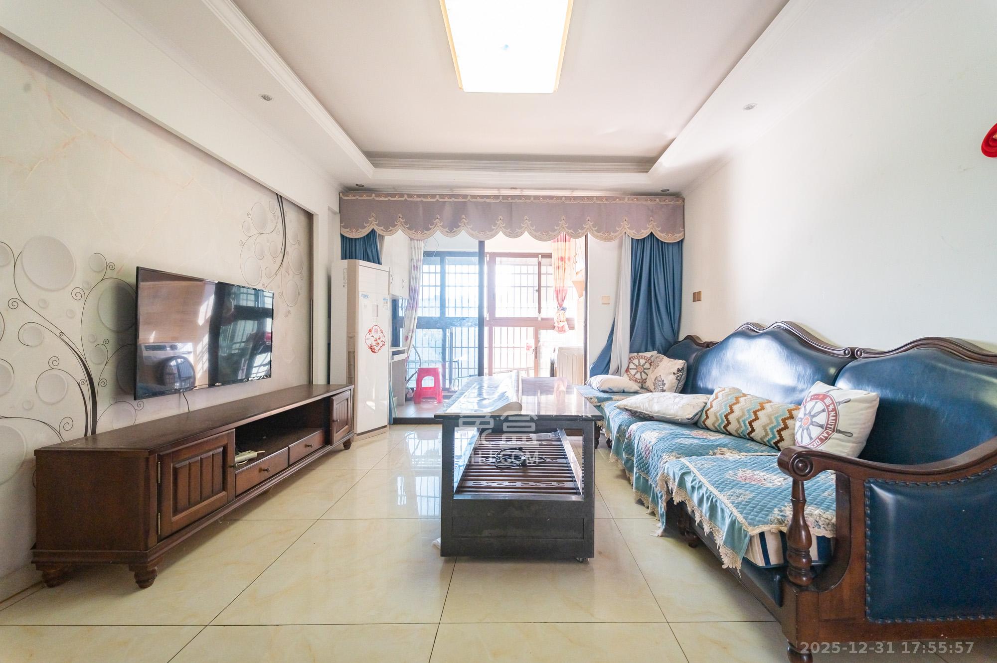 国泰九龙湾  3室2厅2卫    88.0万