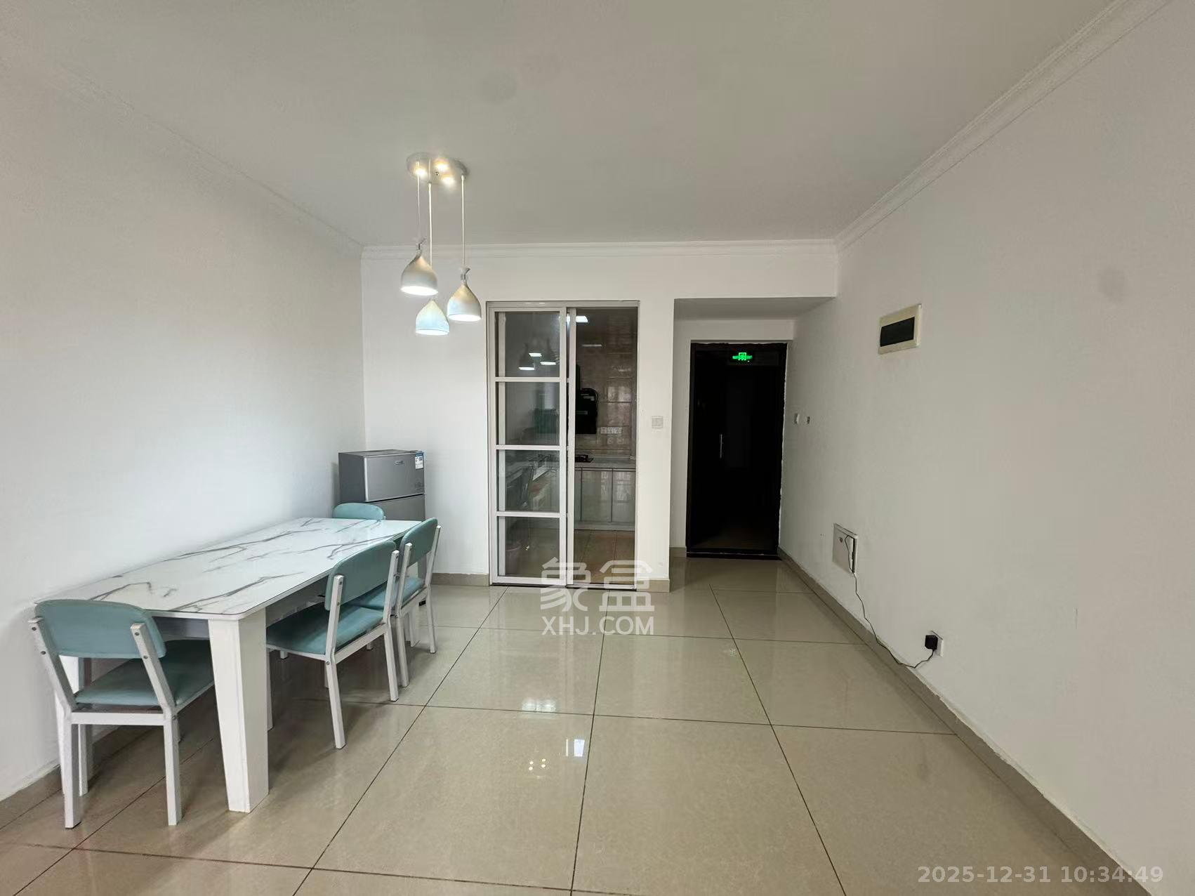 丽发新城  2室1厅1卫    1600.0元/月