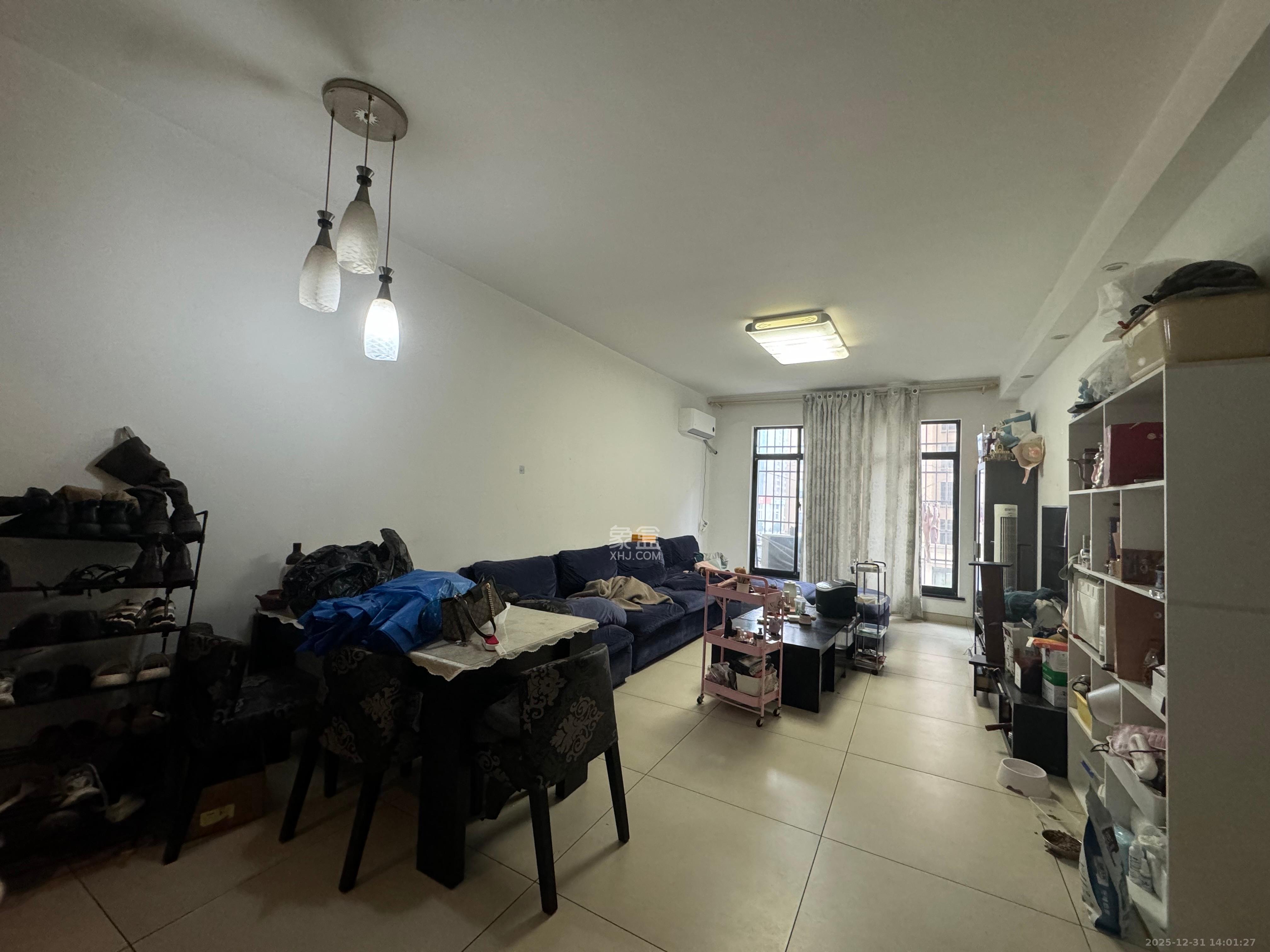 康斯丹郡（融程领秀佳园）  1室2厅1卫    2100.0元/月