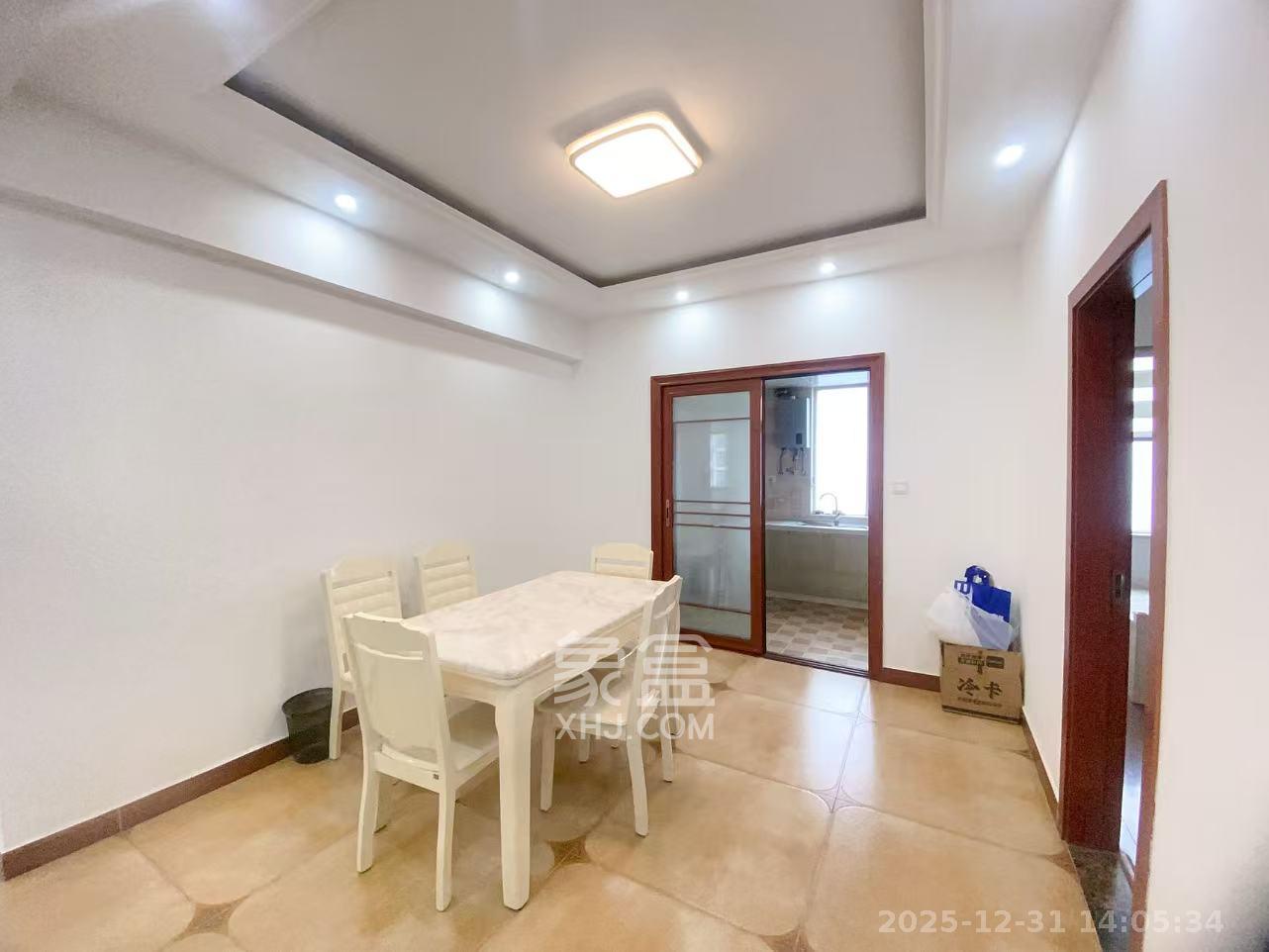 中房F联邦  4室2厅2卫    3600.0元/月