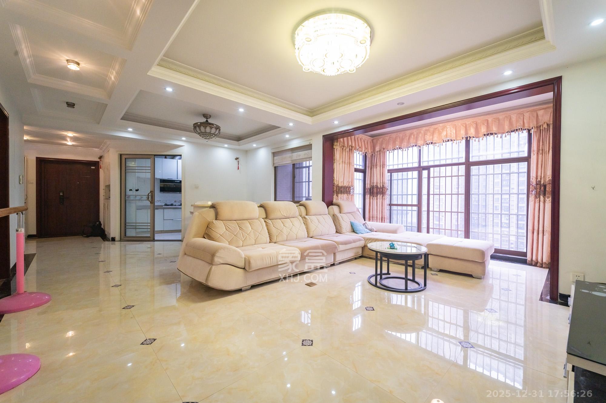 湖湾世景  4室2厅2卫    79.8万