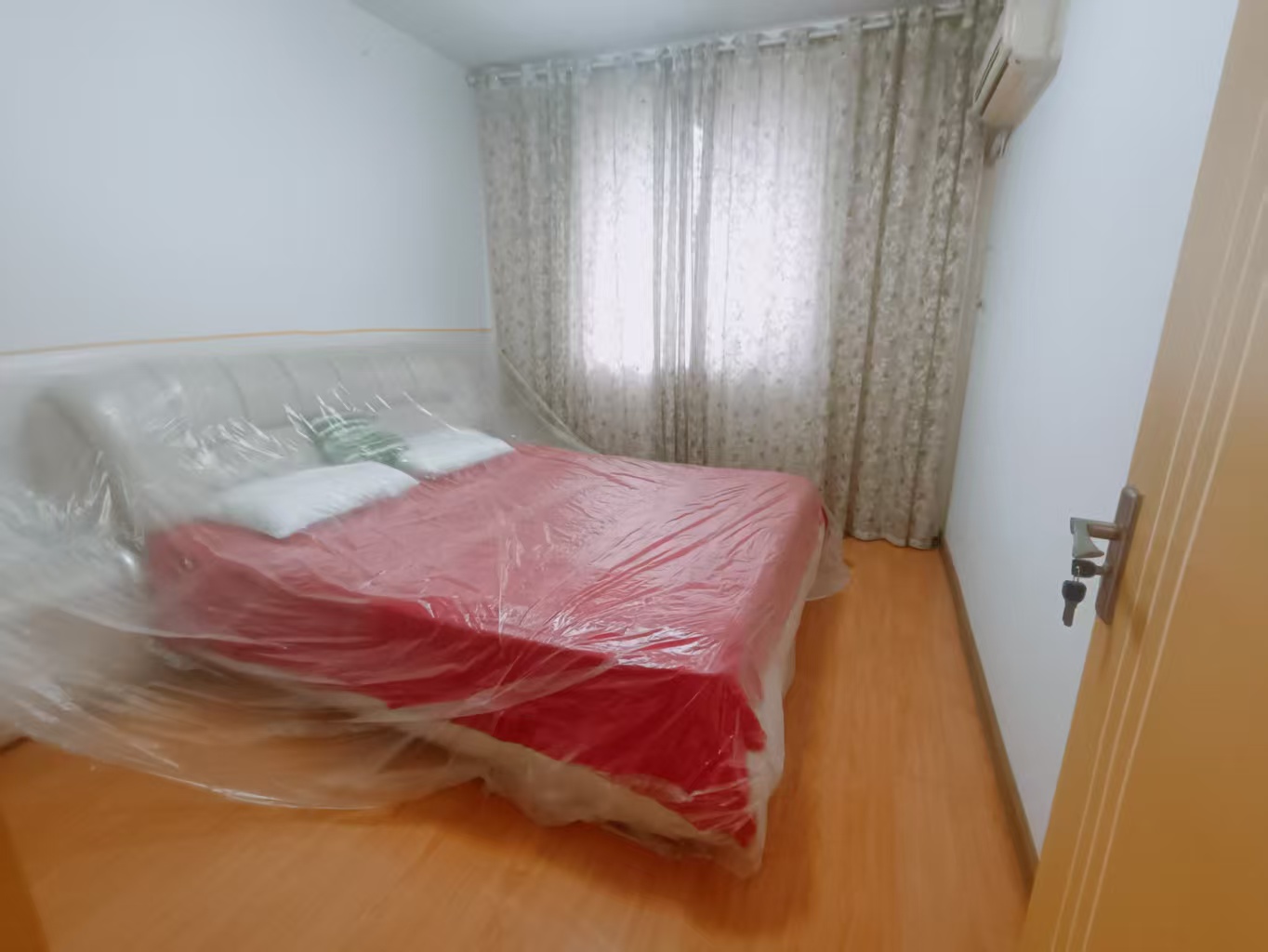 陆贾山庄  3室2厅1卫    32.8万