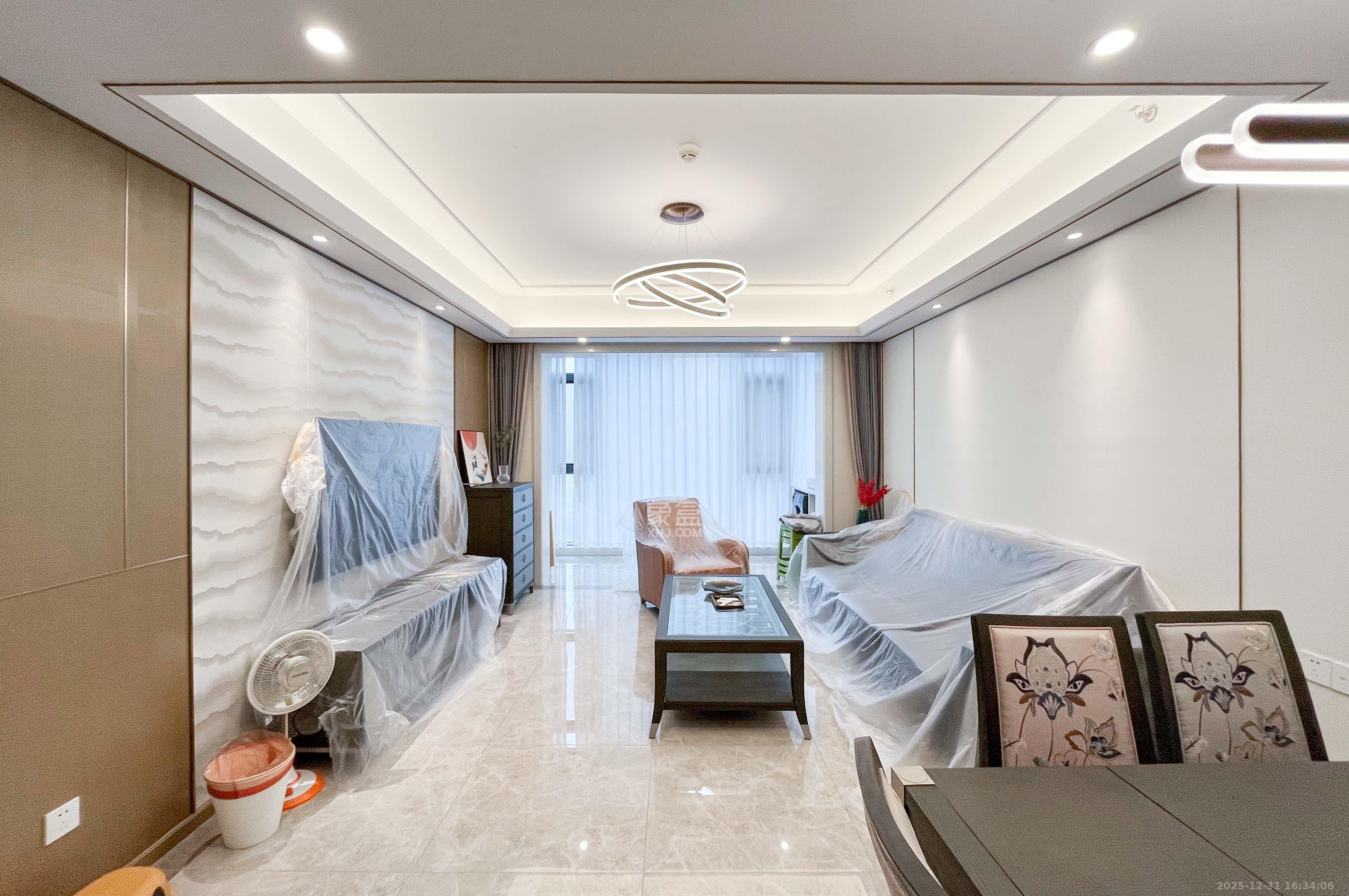 梅溪湖金茂湾  3室2厅2卫    198.0万