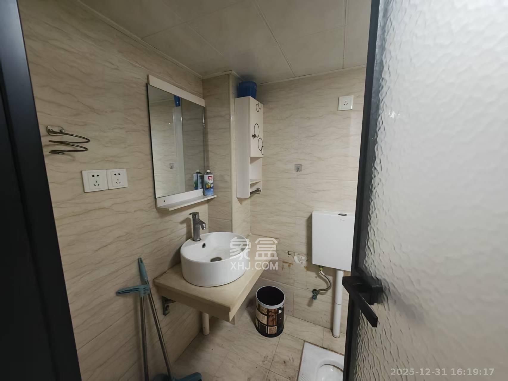 潇湘奥林匹克花园   60.6㎡      2400.0元/月室内图