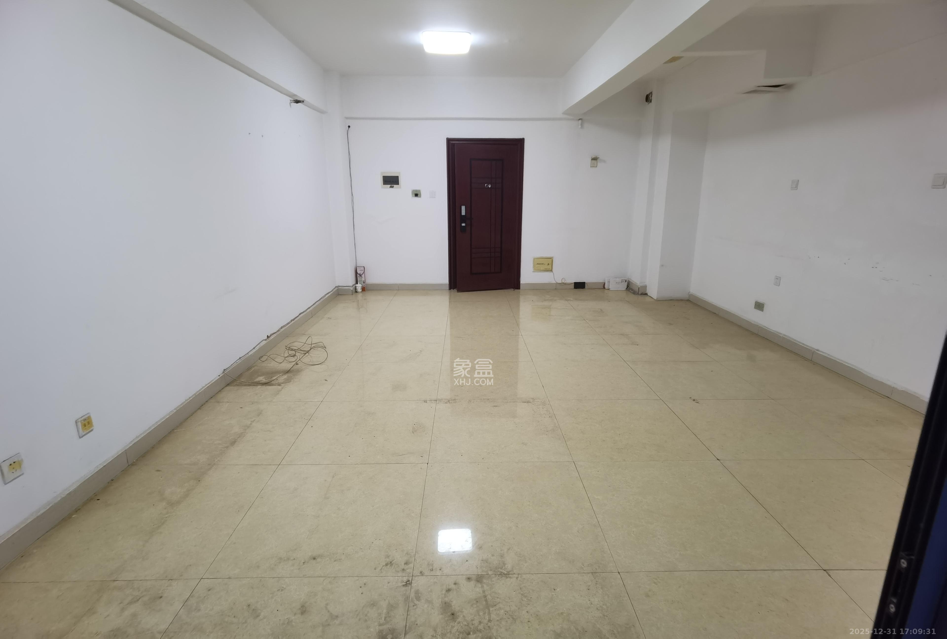 天骄福邸  1室1厅11卫    1700.0元/月