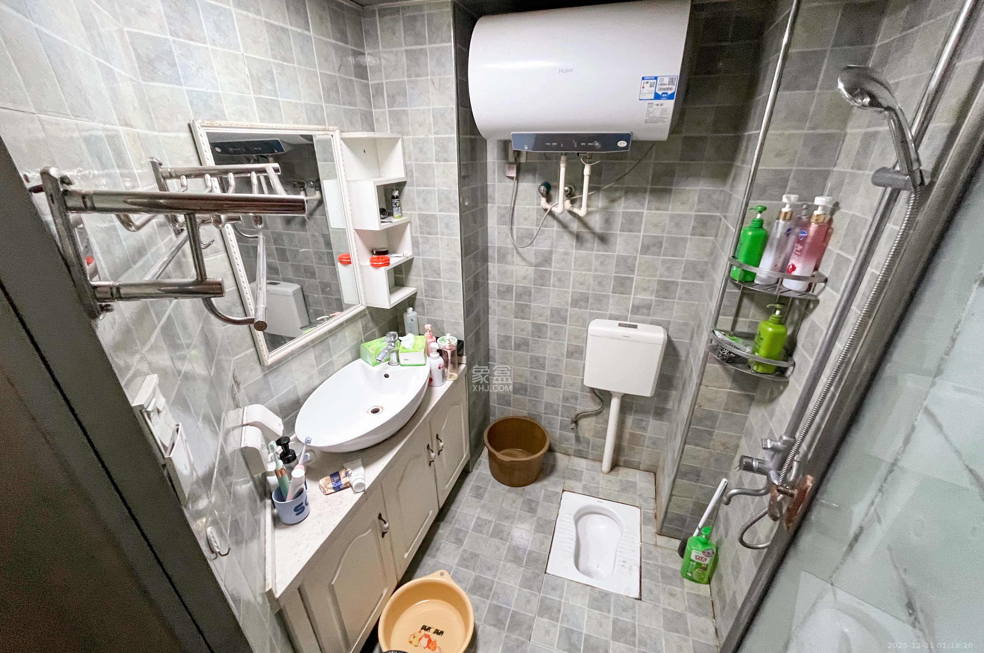 嘉汇公馆 1室0厅1卫 25.0万 嘉汇公馆 1室0厅1卫 25.0万卫生间