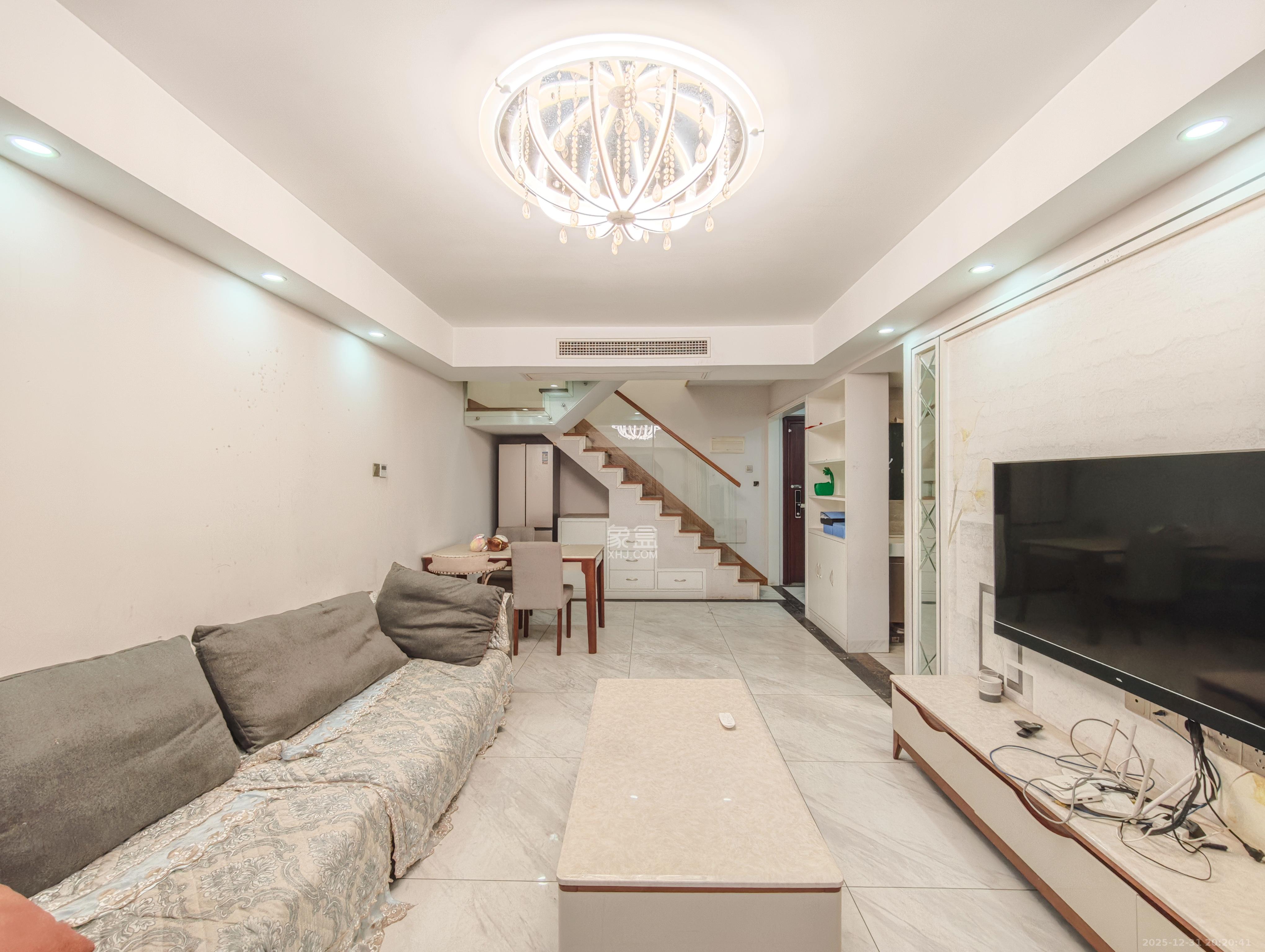 保利城（中航城国际社区、郡原美村）  4室2厅2卫    83.8万