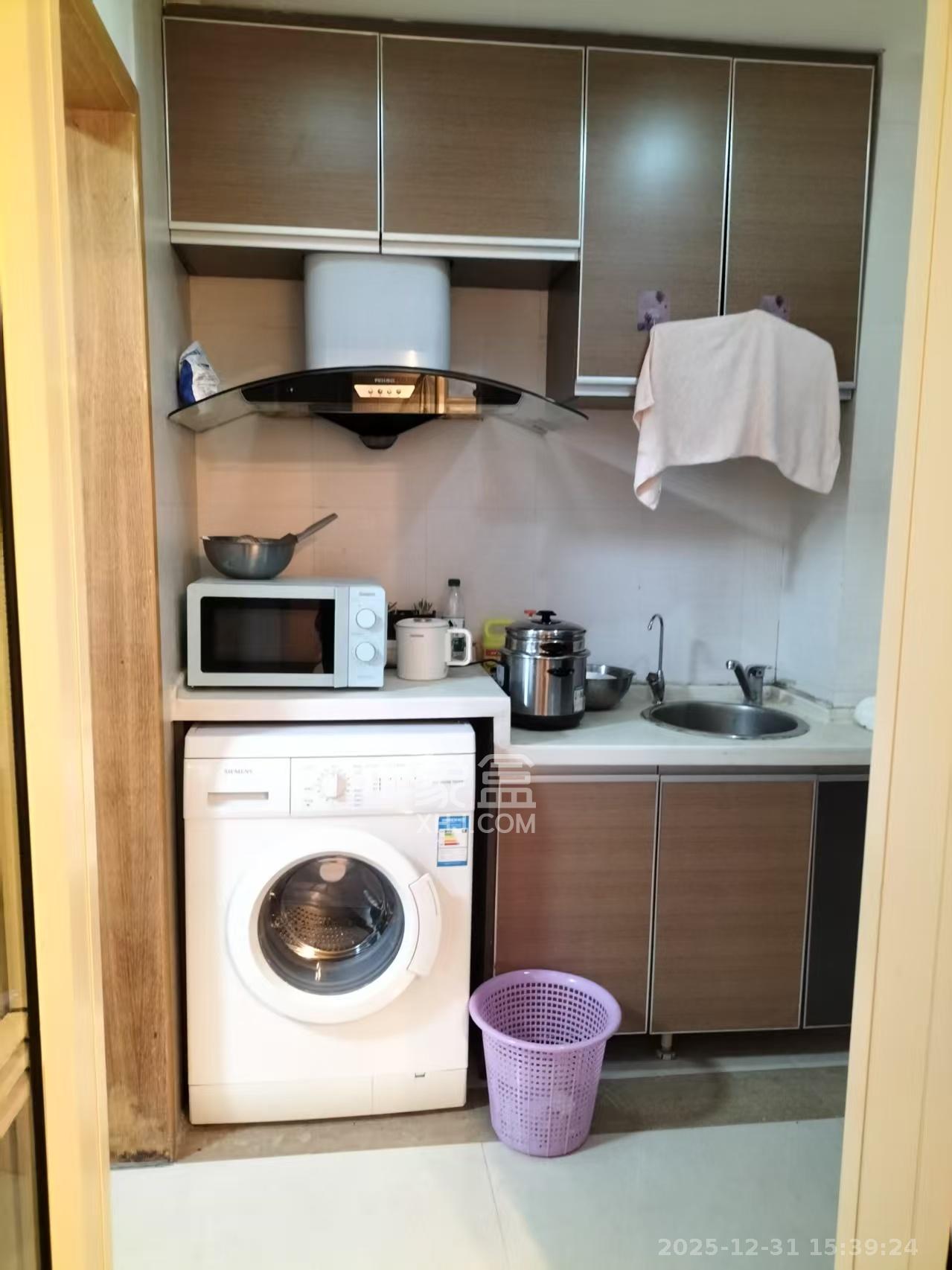 麓谷坐标   40.0㎡      1300.0元/月室内图