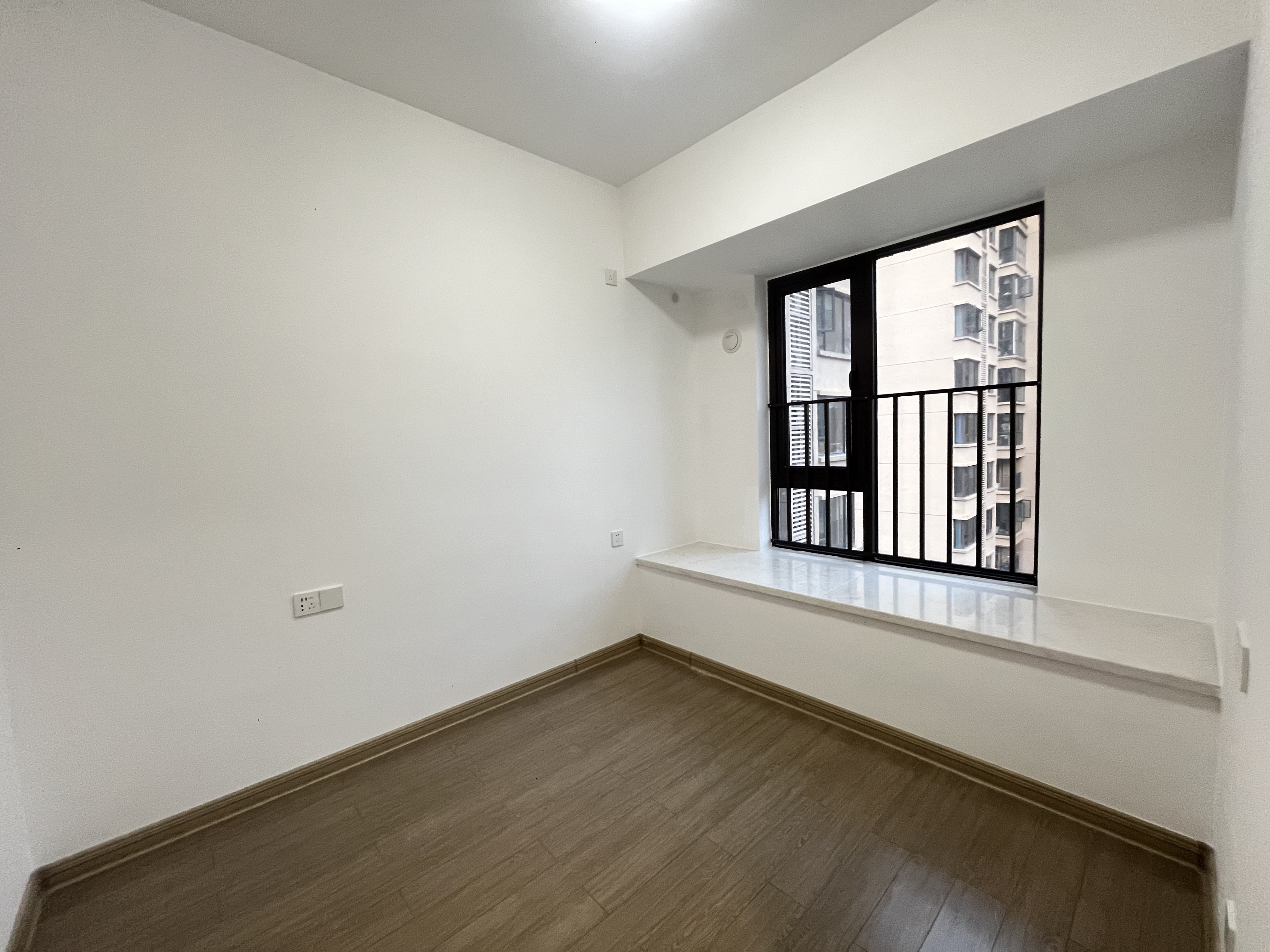 美的翰城  4室2厅2卫    109.0万室内图